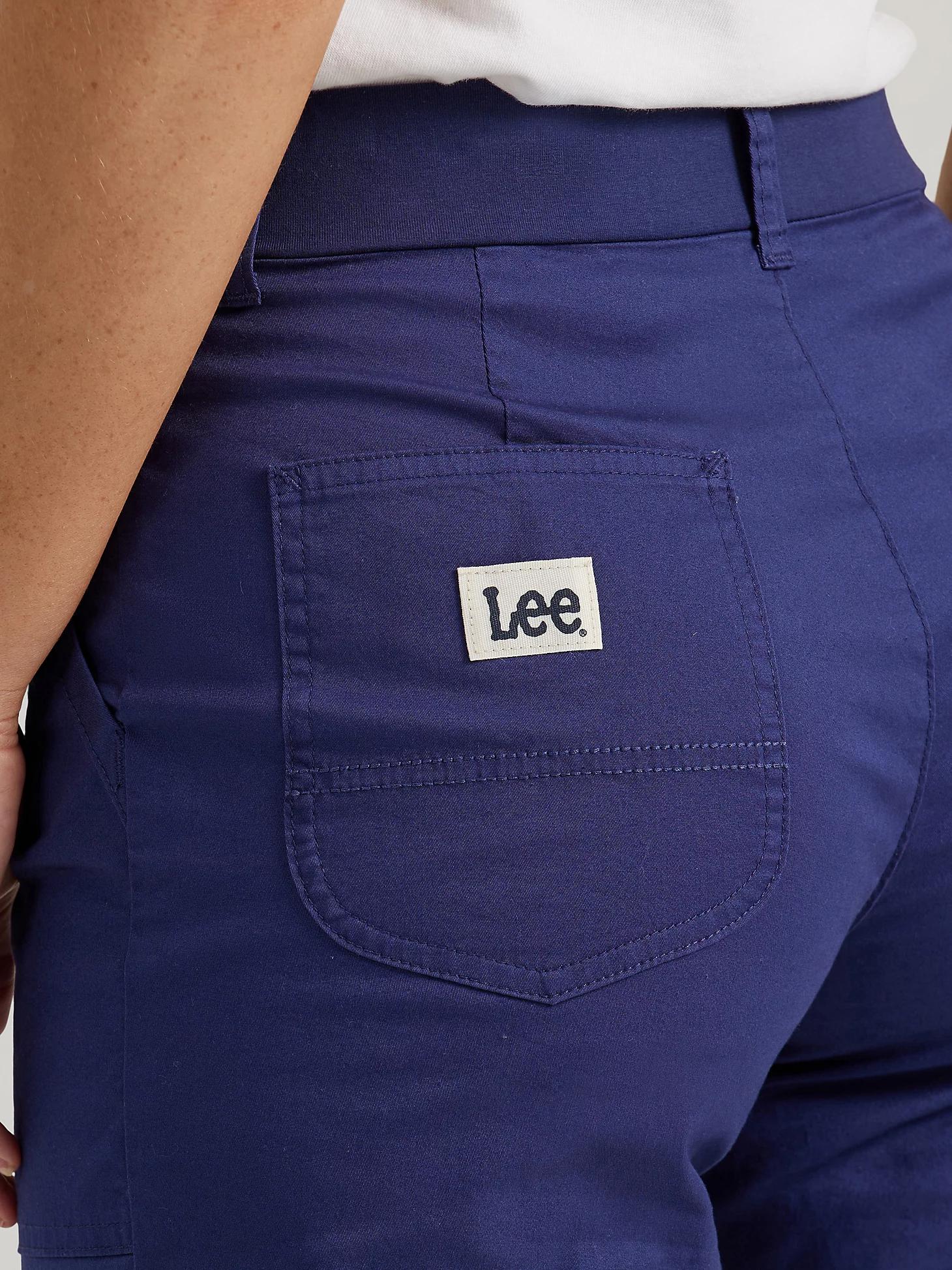 Women's Ultra Lux Comfort with Flex-to-Go Relaxed Fit Utility Skimmer | Women's Capris & Crops | Lee® Product Image