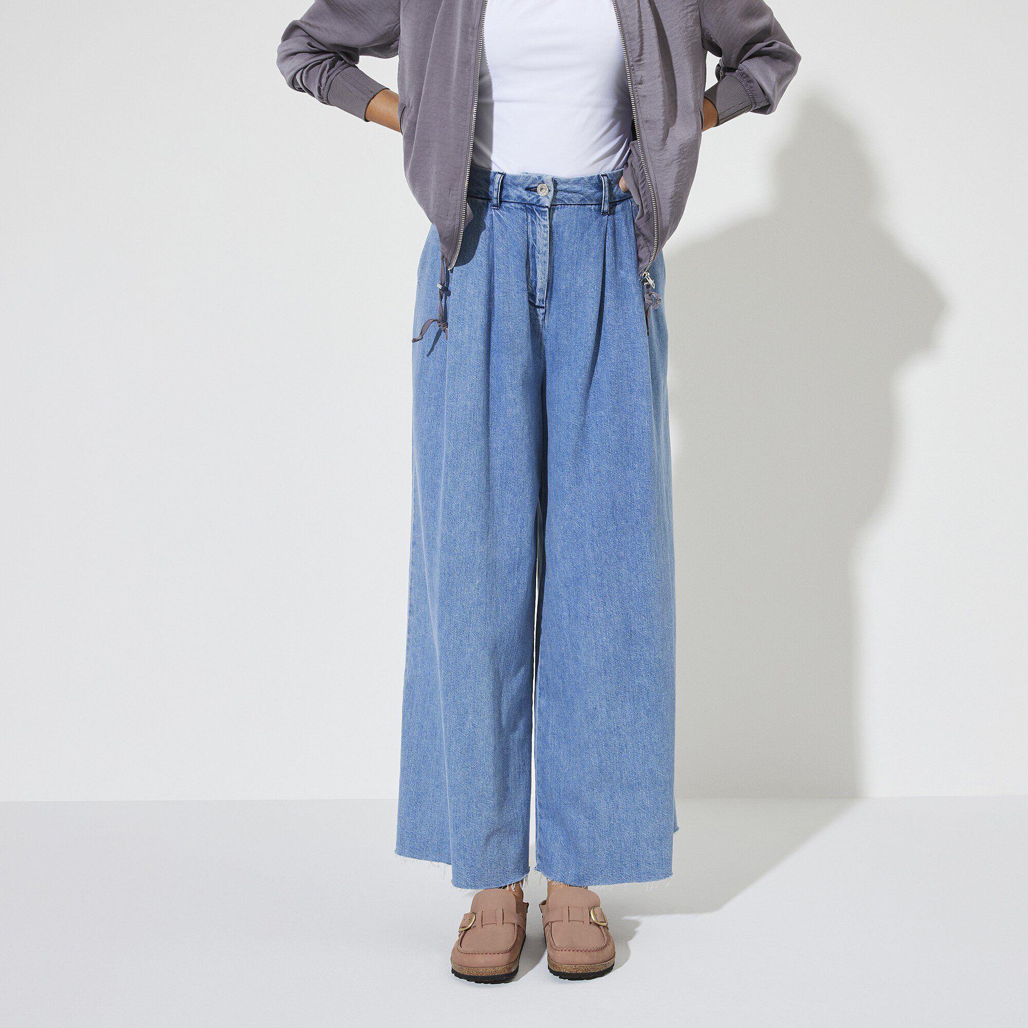 Buckley Nubuck Leather Matcha Product Image