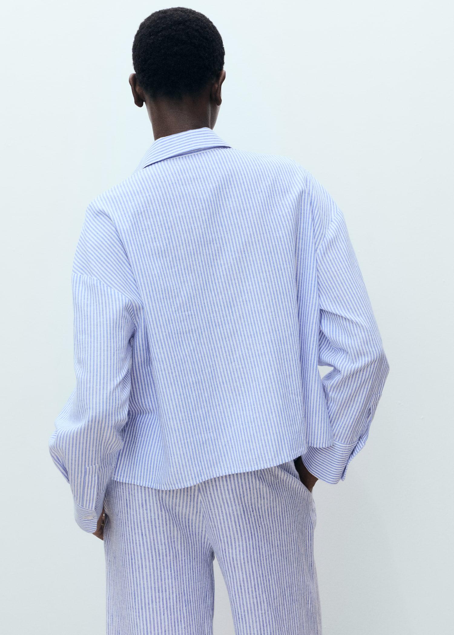 Striped cropped shirt with pockets - Women | MANGO USA Product Image