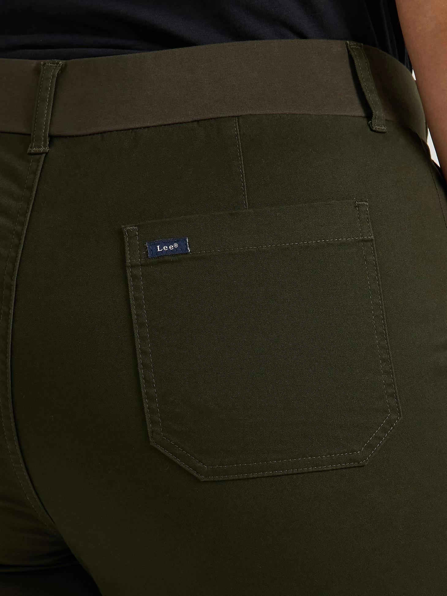 Women's Ultra Lux Comfort with Flex-to-Go Loose Utility Pant (Plus) | Women's Pants | Lee® Product Image