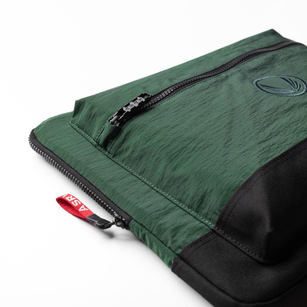 1230. Ripstop Laptop Bag - Forest Green Product Image