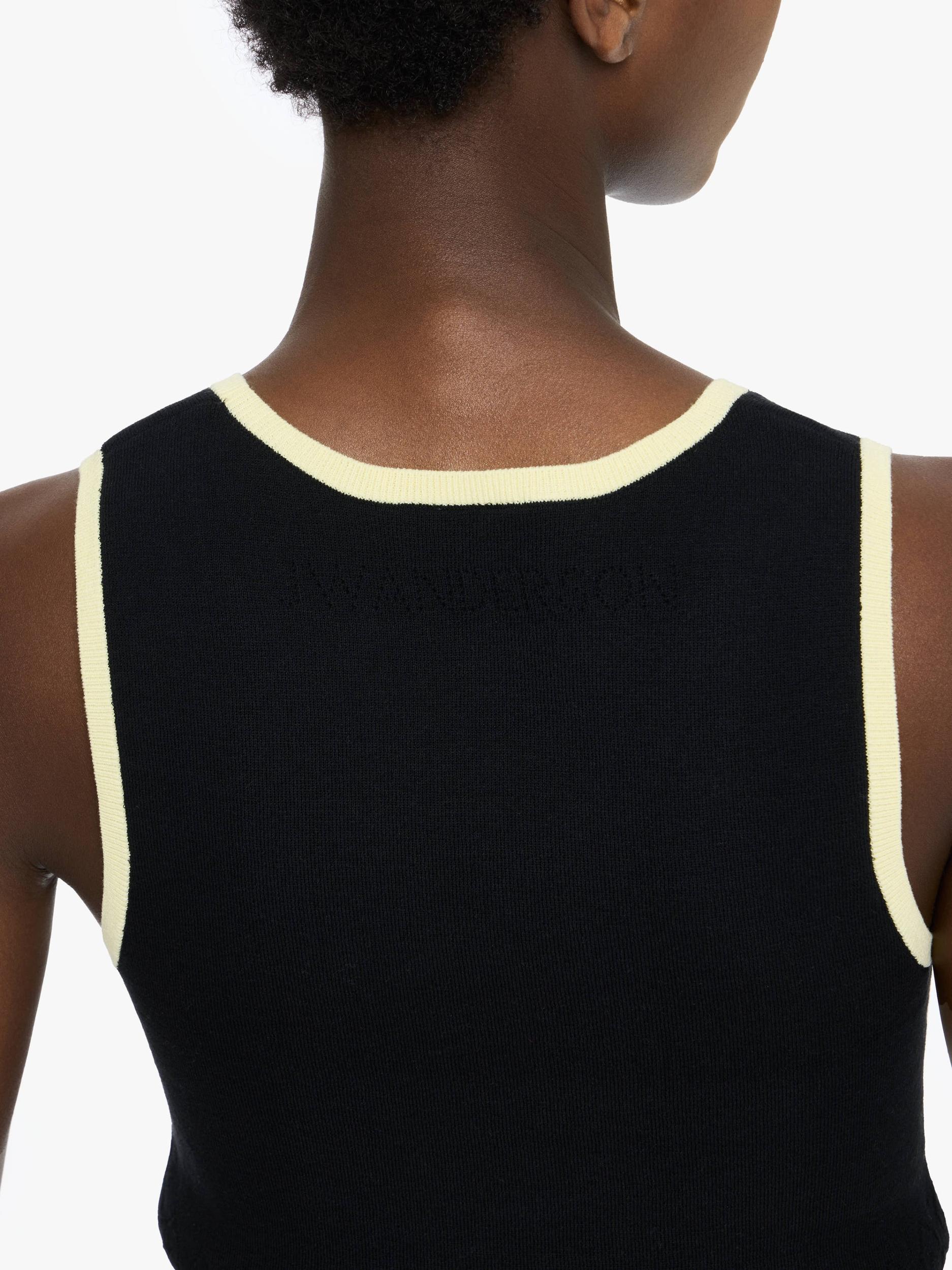 CONTRAST TRIM VEST Product Image