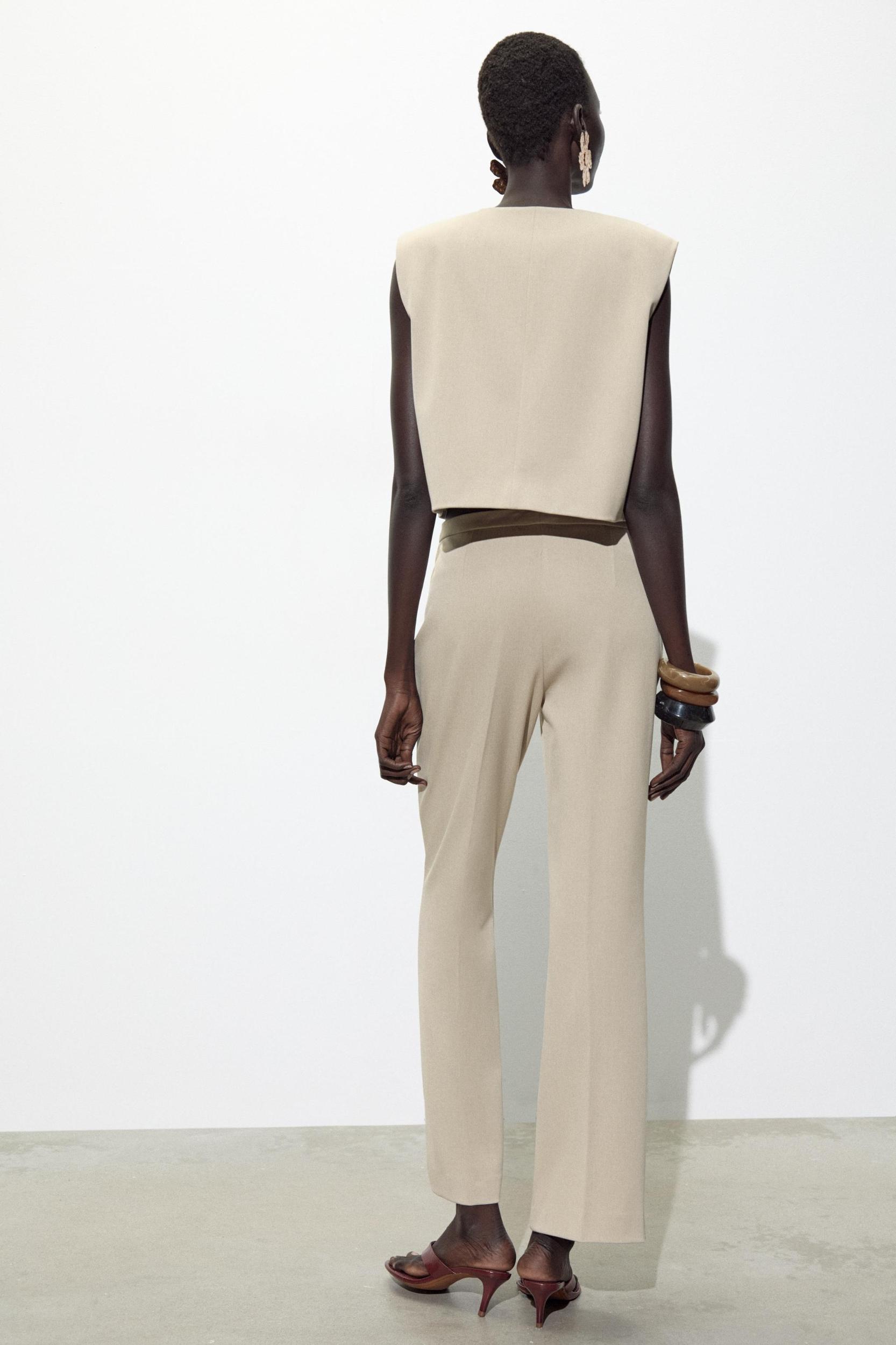 RIB DETAIL FLARE PANTS Product Image