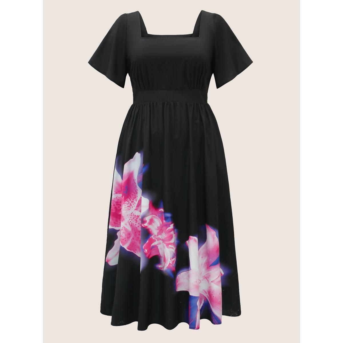 Plus Size Lily Print Square Neck Ruffle Sleeve Midi Dress Black Women Elegant Gathered Square Neck Short sleeve Curvy BloomChic 28/5X Product Image