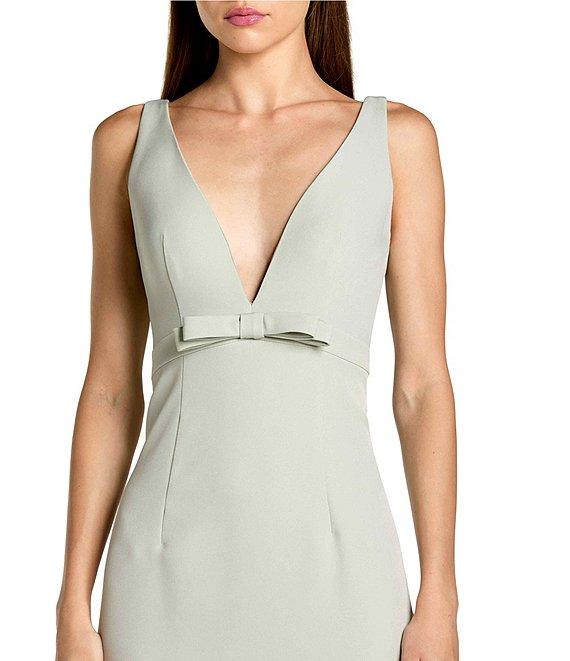 Mac Duggal Crepe Sleeveless Bow Front V-Neck Gown Product Image
