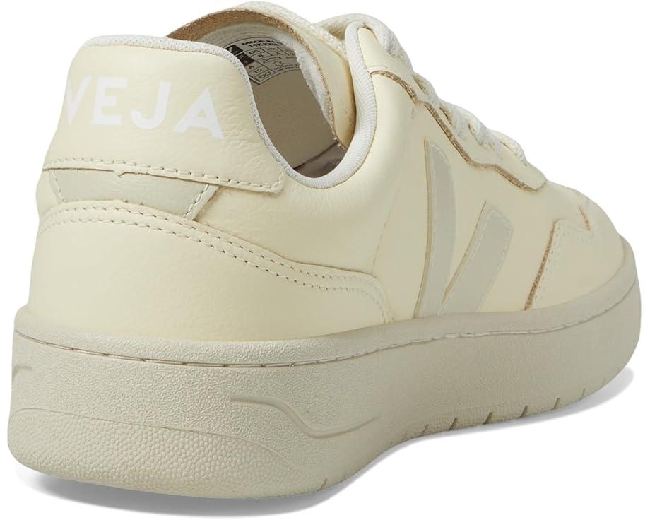 Women's VEJA V-90 Product Image