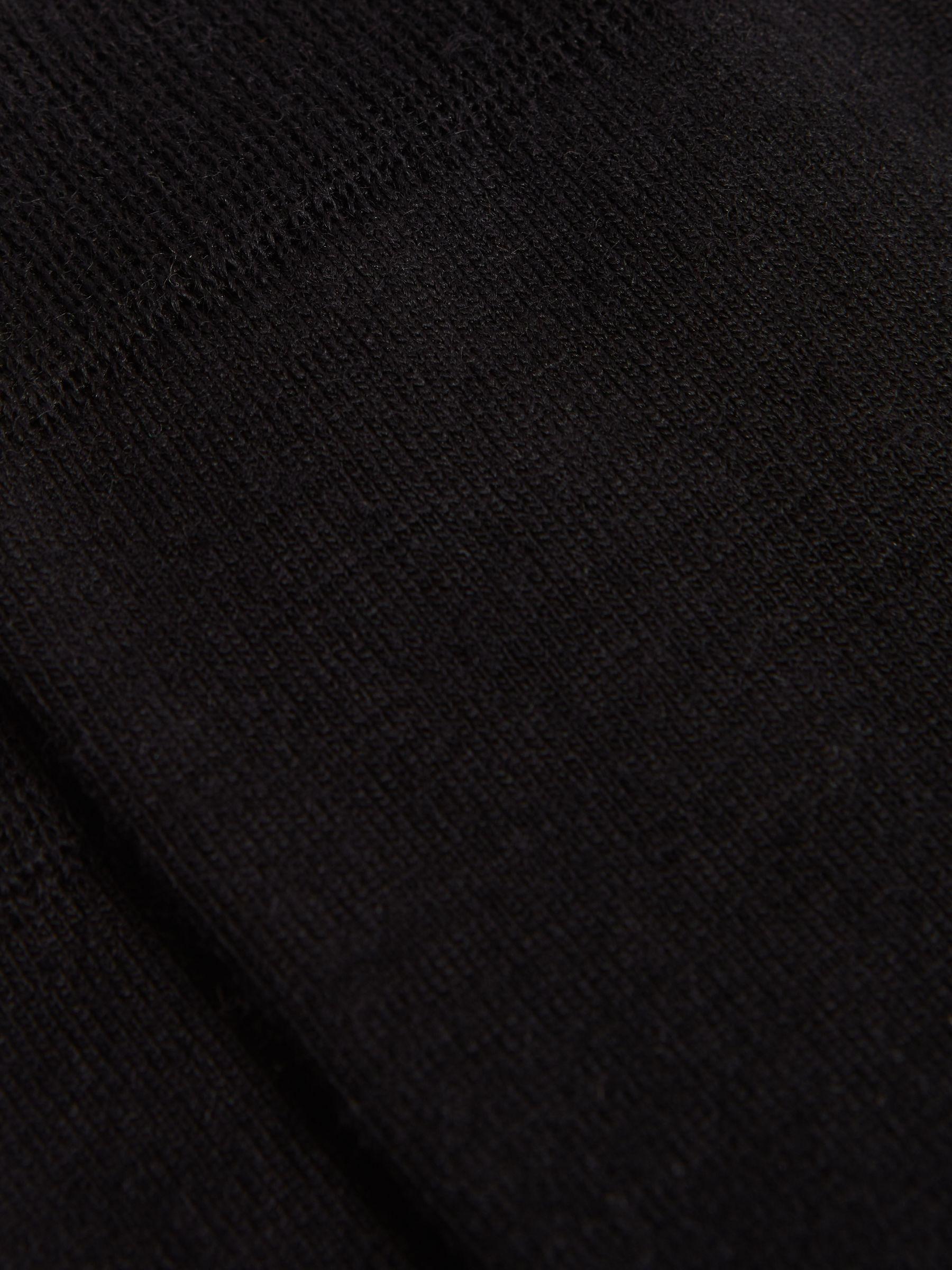 Fine Wool Loafer Socks in Black Product Image