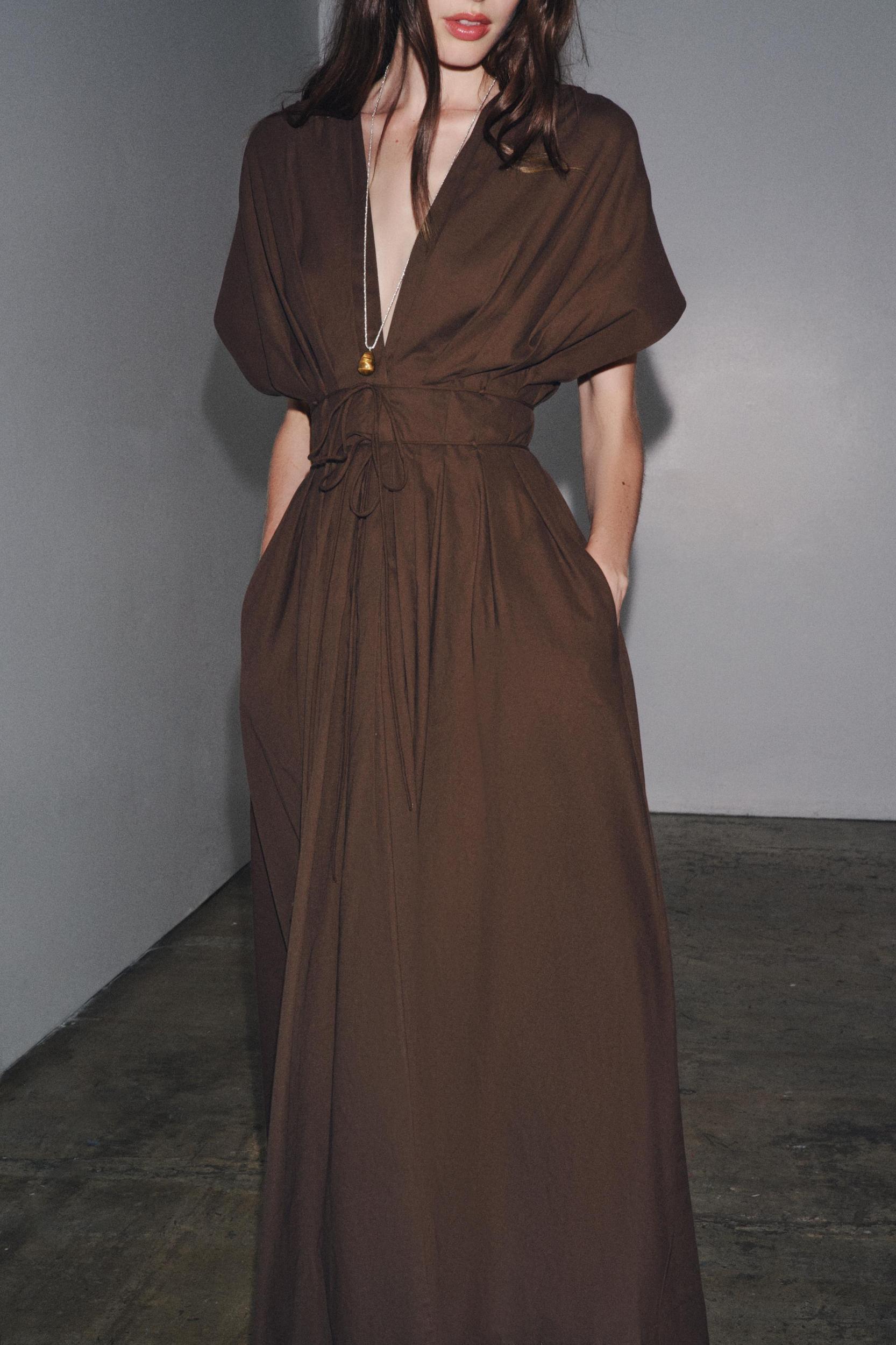 ZW COLLECTION PLEATED MIDI DRESS Product Image