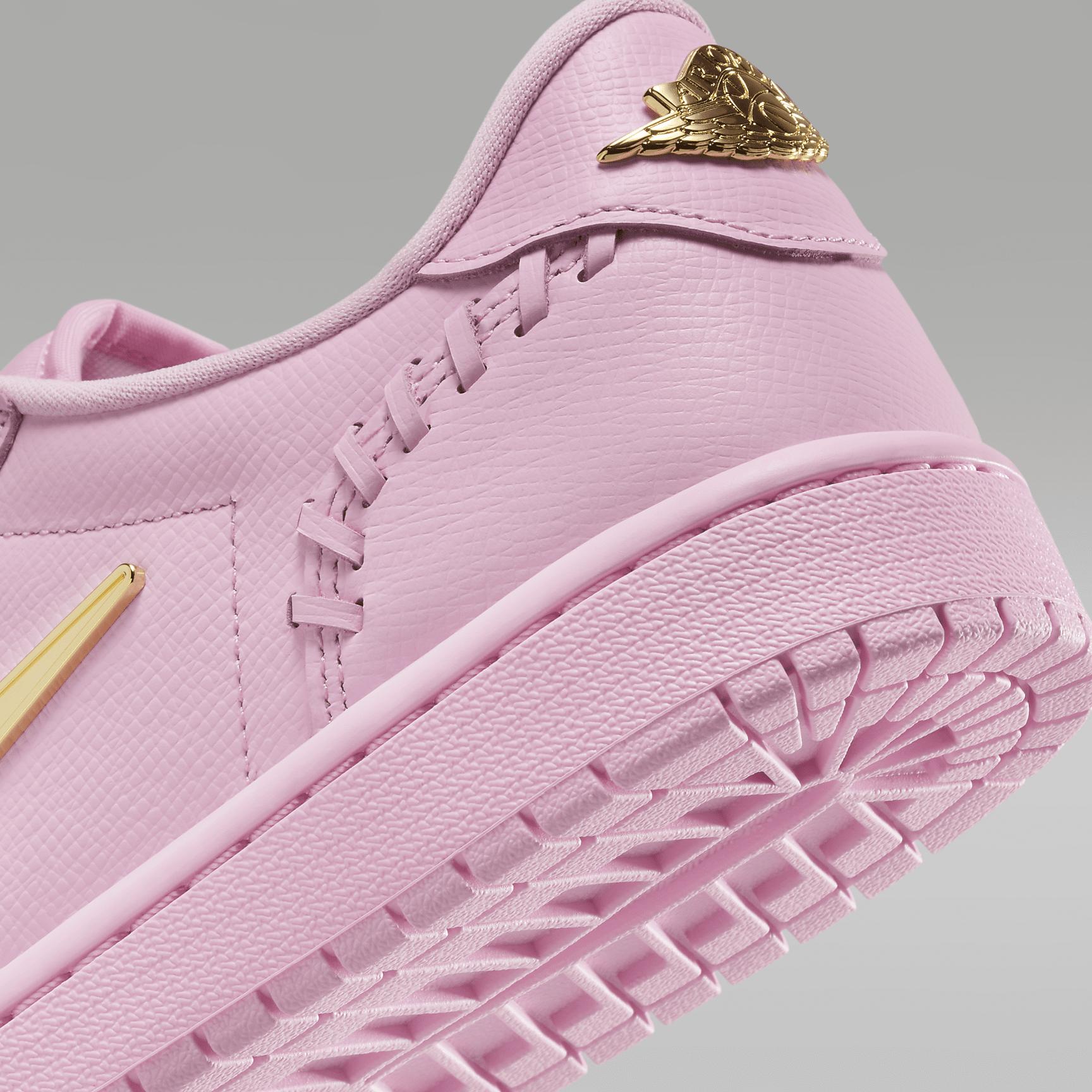 Women's Air Jordan 1 Low Method of Make Shoes Product Image