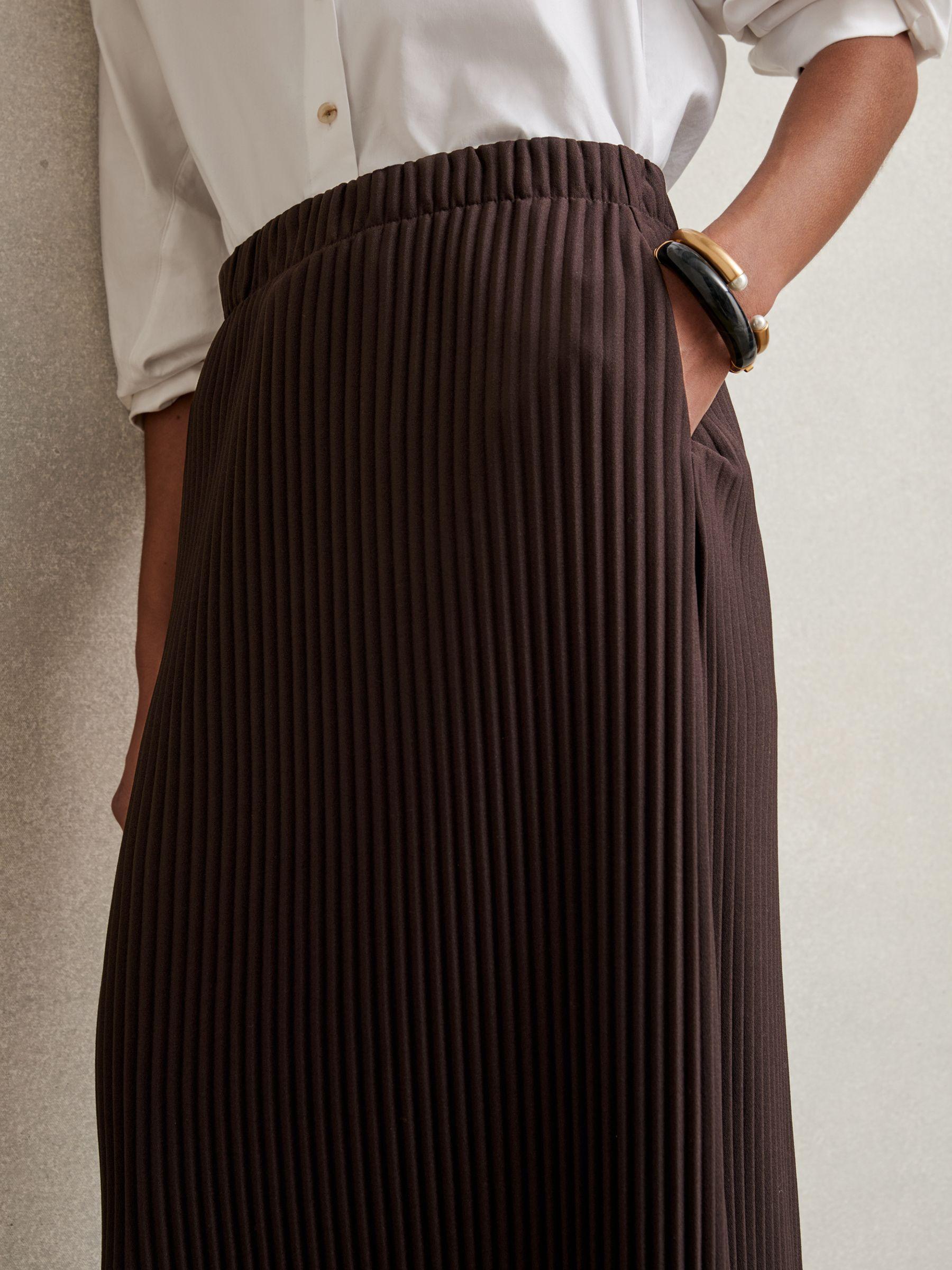 Pleated Jersey Midi Skirt in Burgundy Product Image