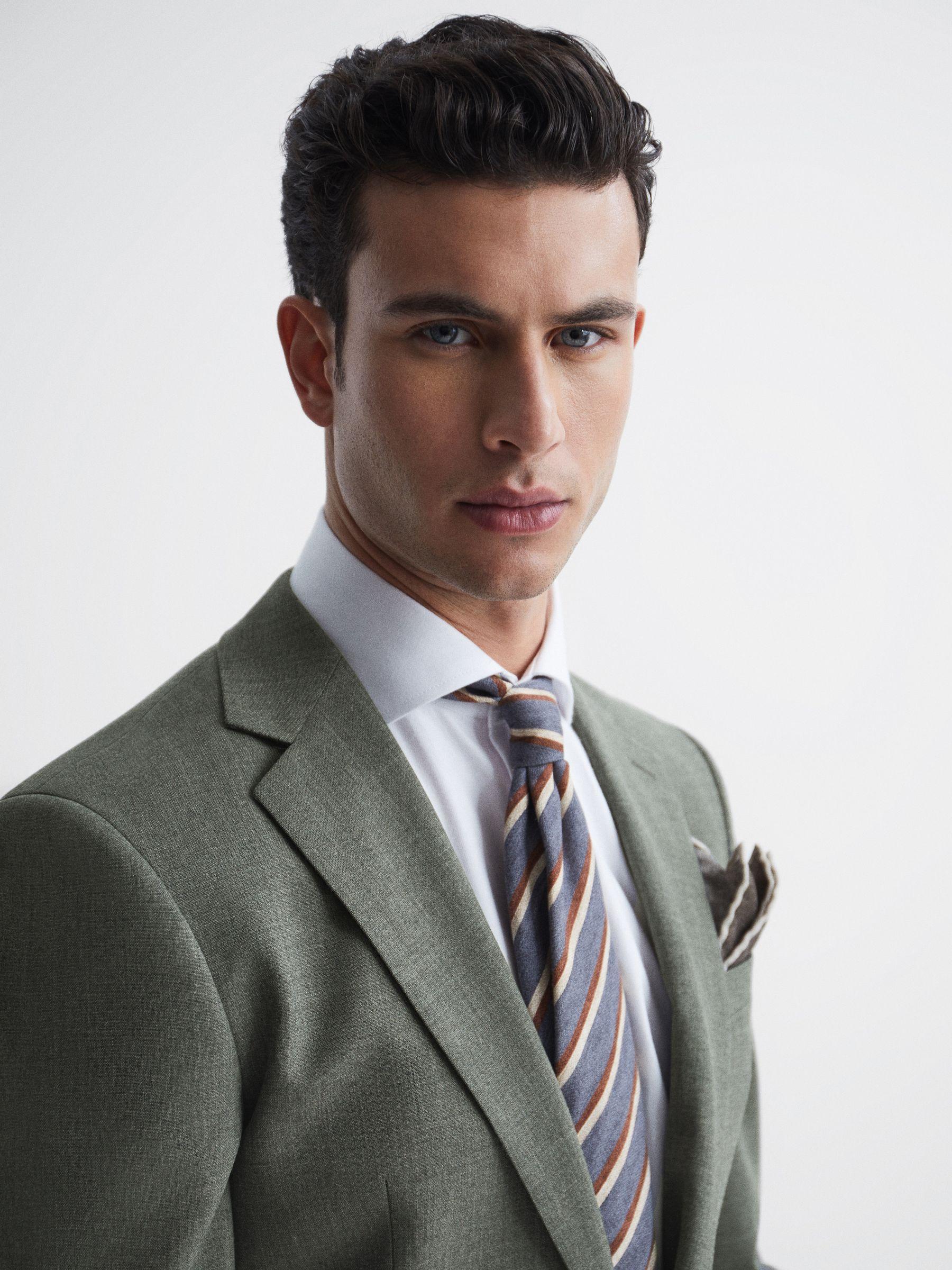 Single Breasted Slim Fit Wool Blazer in Green Product Image