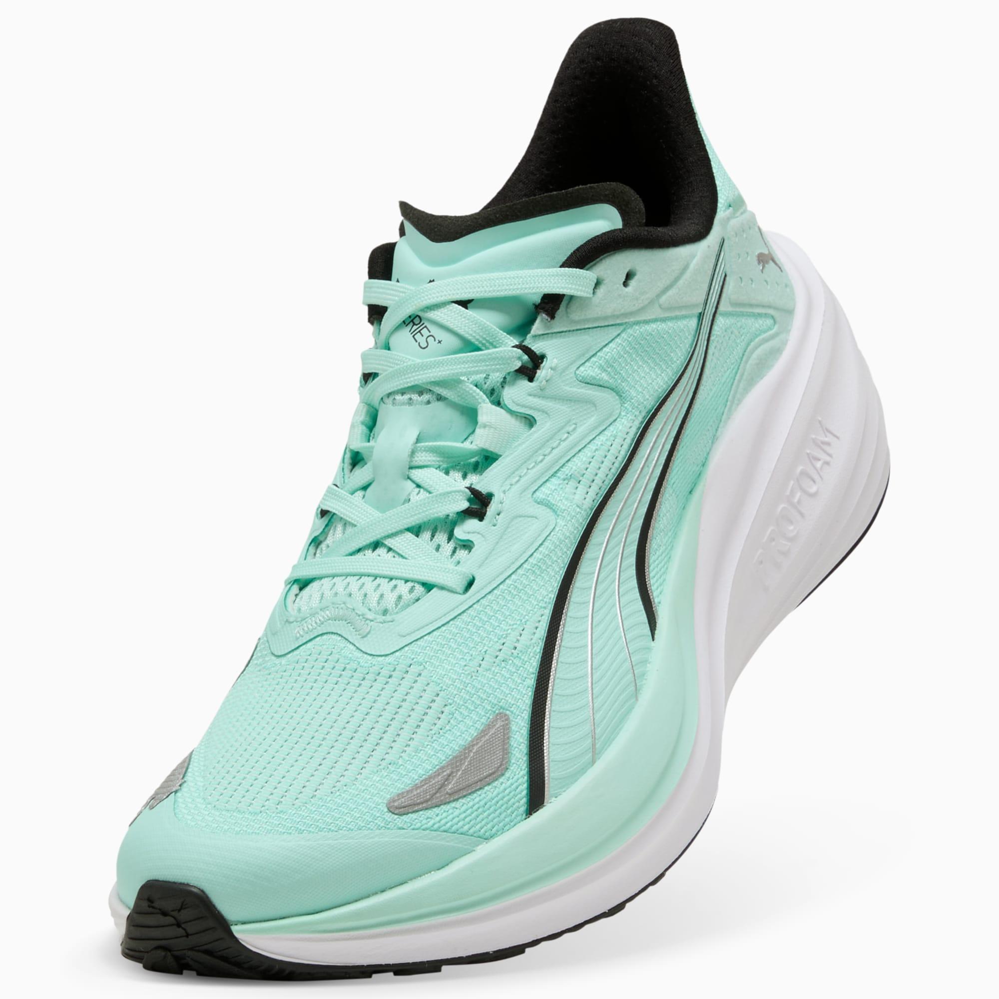 Darter Pro Tech Women's Sneakers Product Image