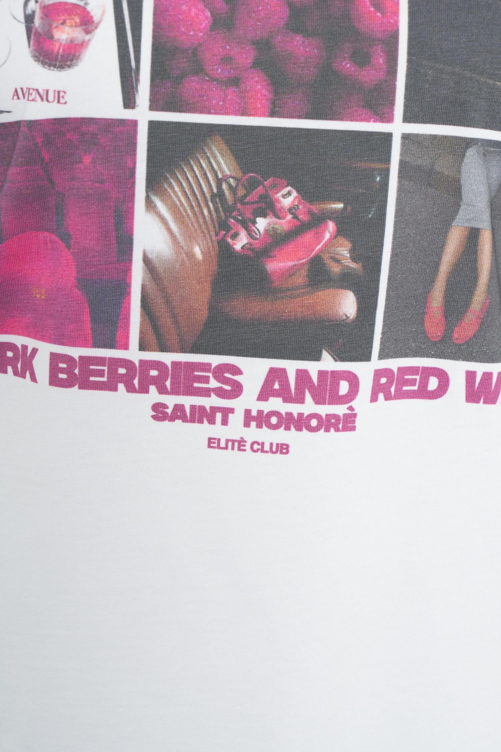 T-shirt 'Berries' Product Image