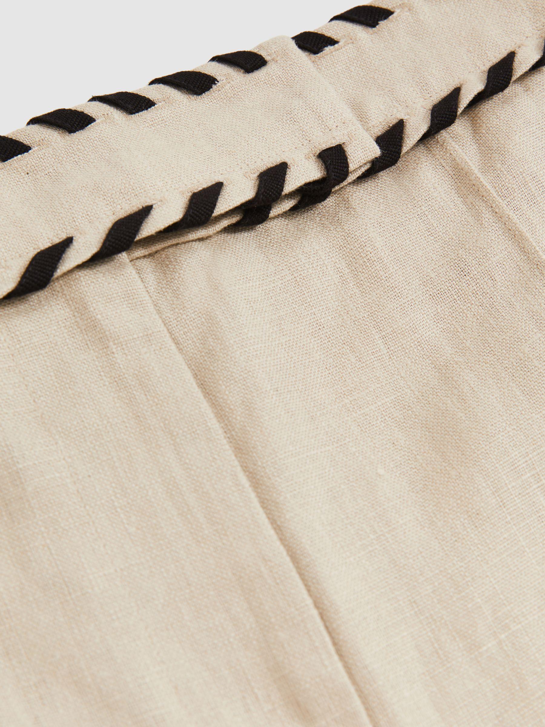 Linen Whipstitch Shorts in Neutral Product Image