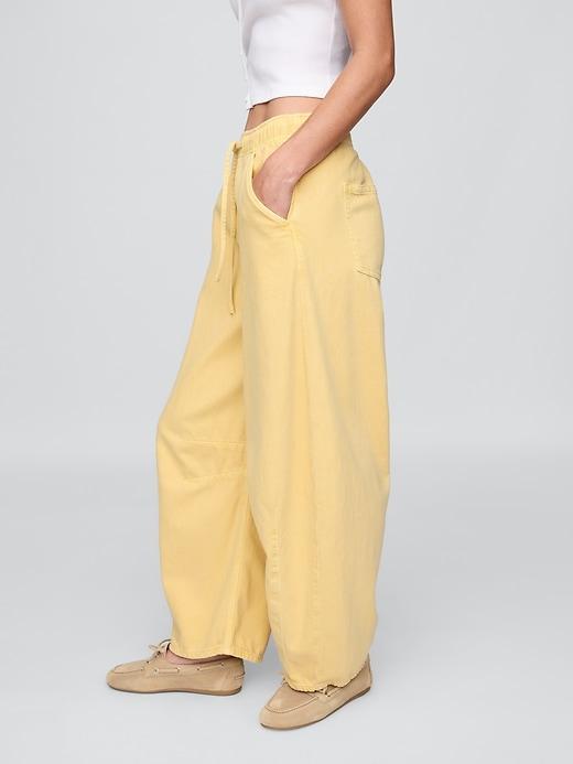 Mid Rise UltraSoft Easy Horseshoe Jeans Product Image