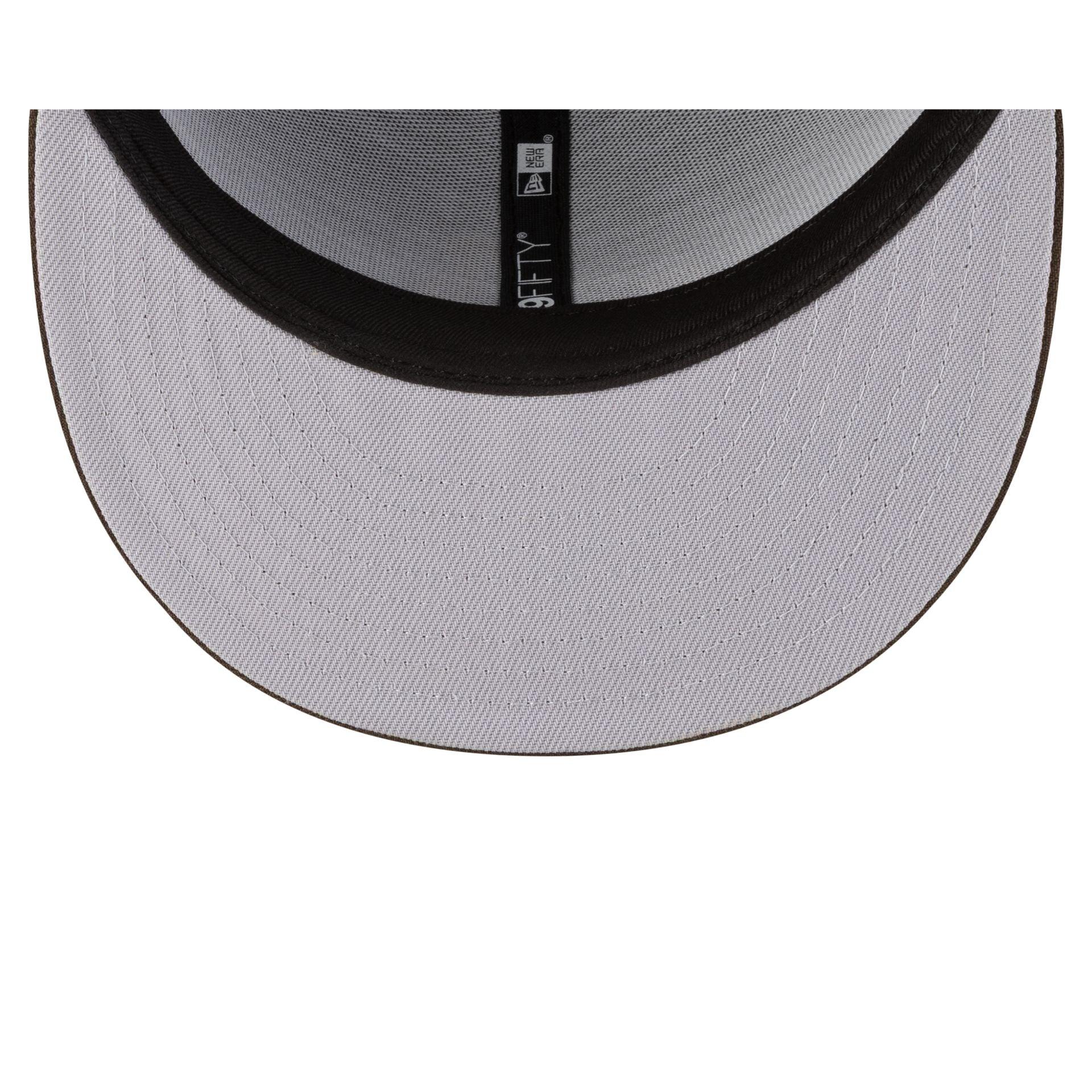 New York Knicks Satin Pin 9FIFTY Snapback Hat Male Product Image