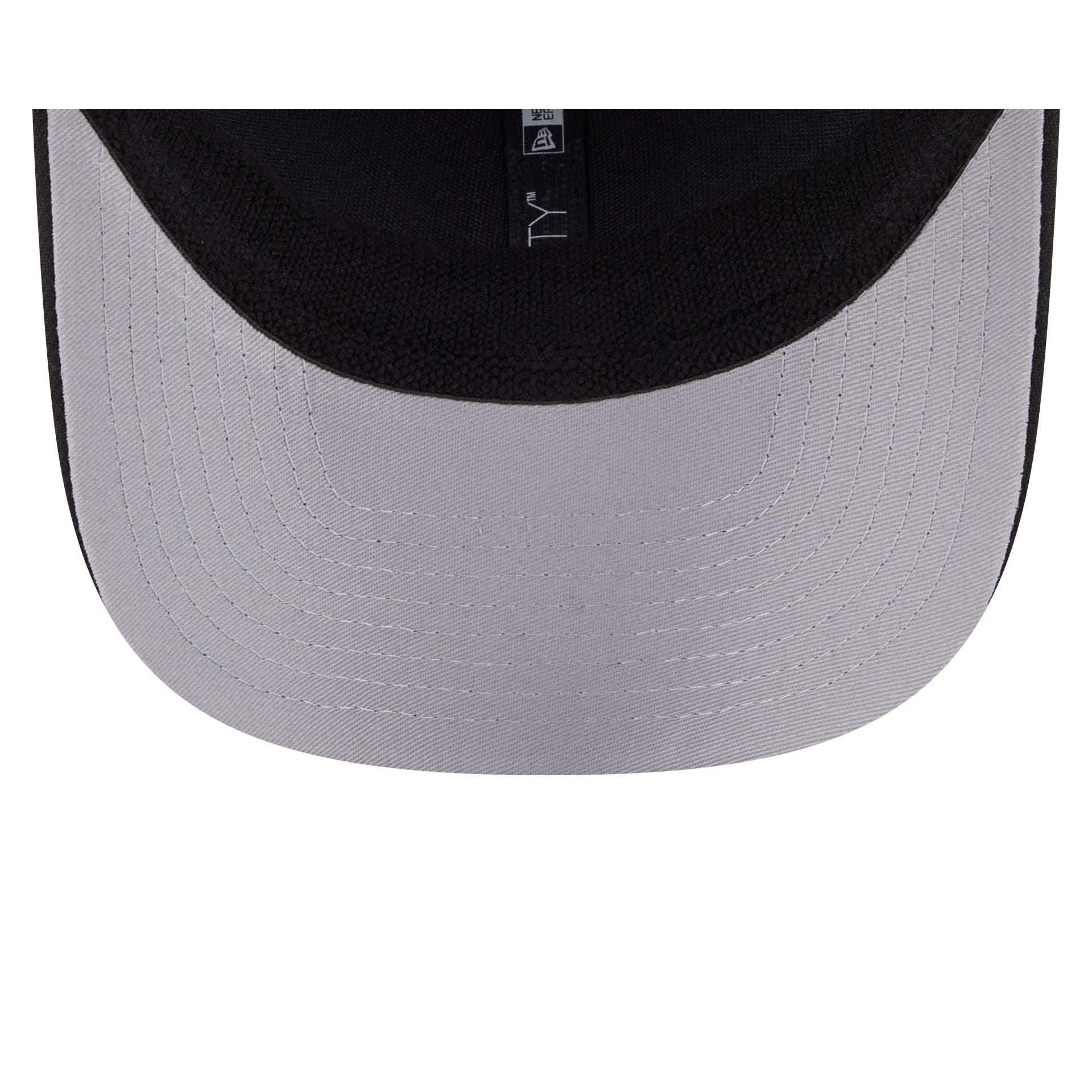 Boston Bruins Simple 9SEVENTY Trucker Hat Male Product Image