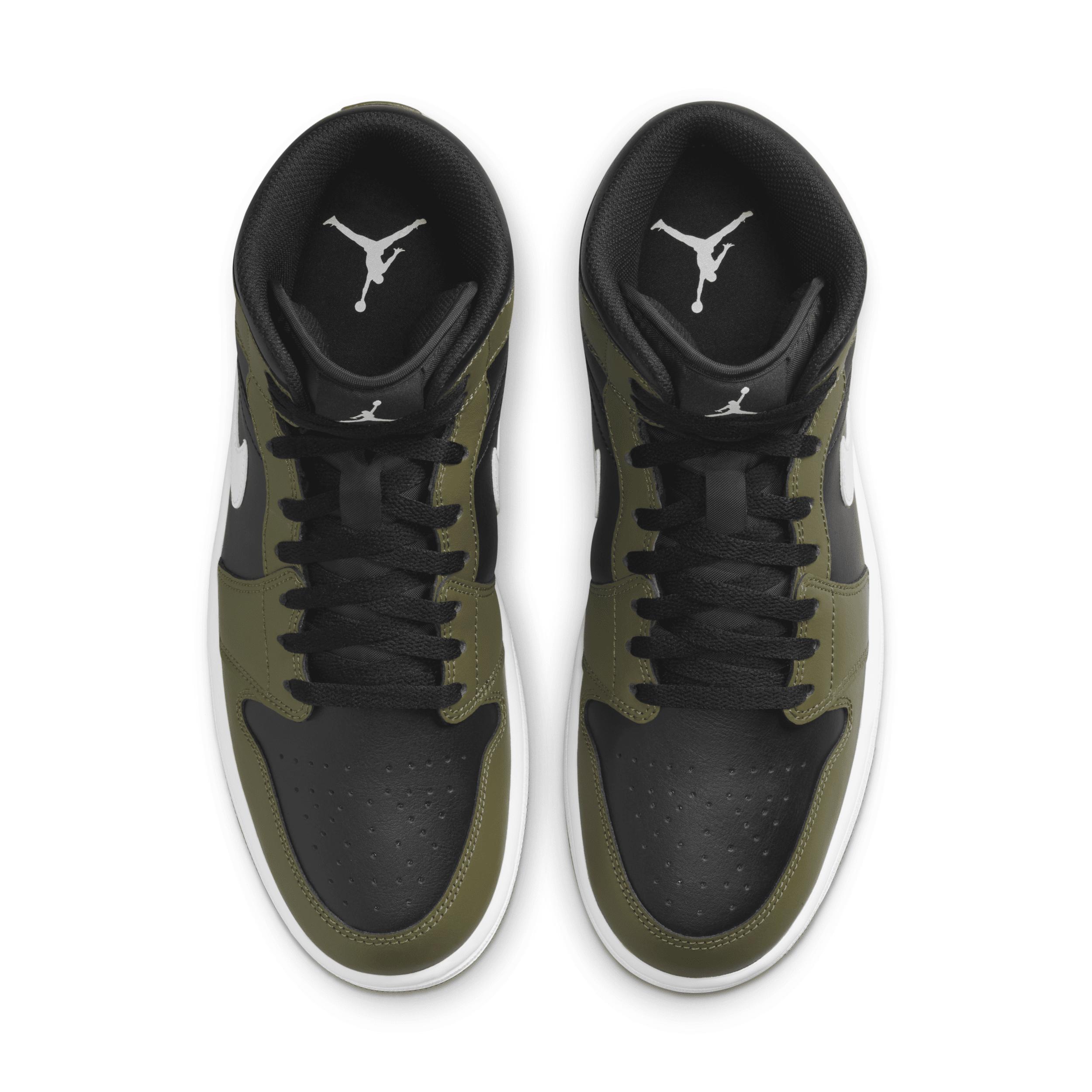 Mens Air Retro 1 Mid Casual Shoes Product Image
