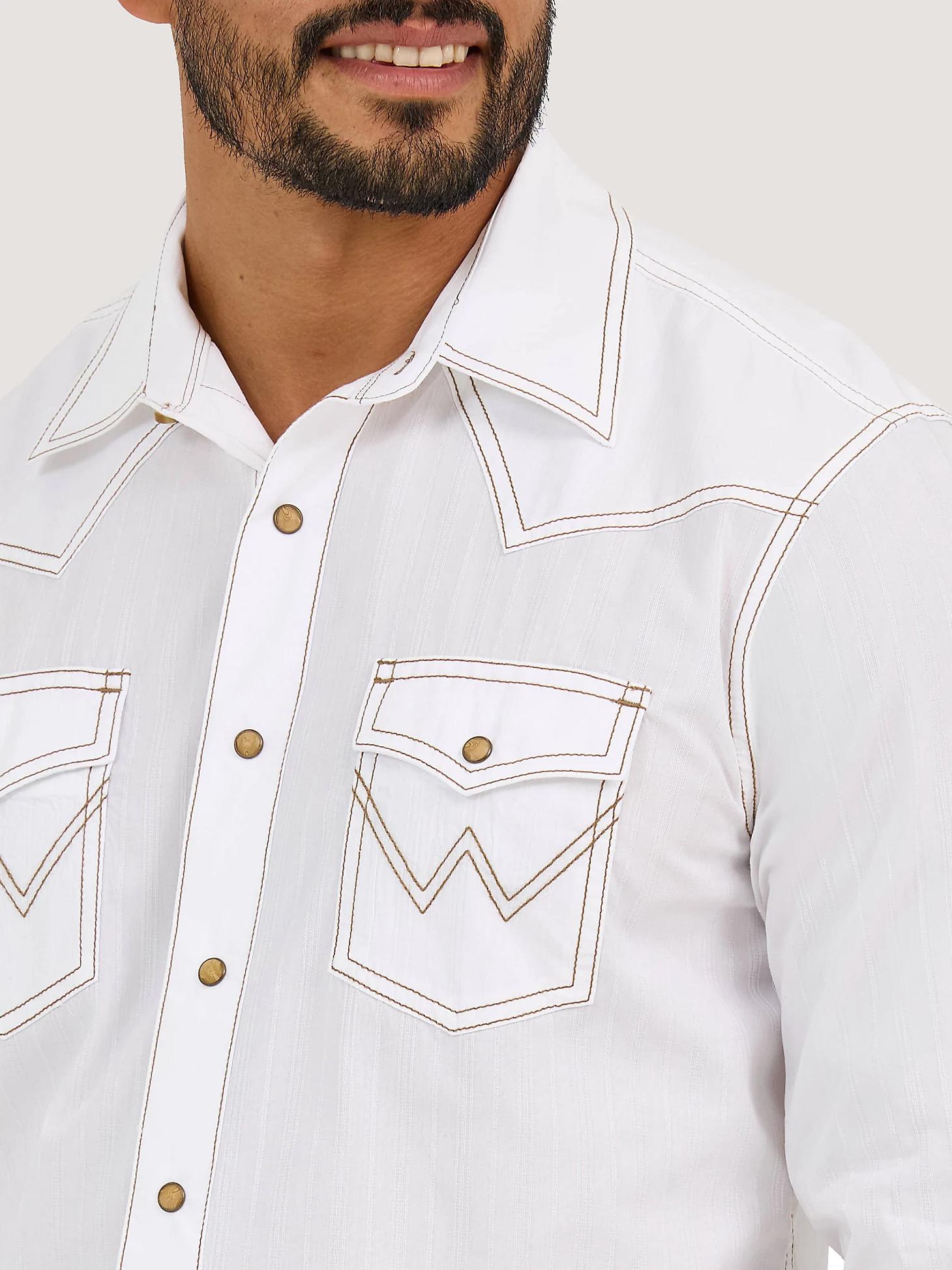 Men's Wrangler Retro® Long Sleeve Western Snap Solid Dobby Shirt | Men's SHIRTS | Wrangler® Product Image