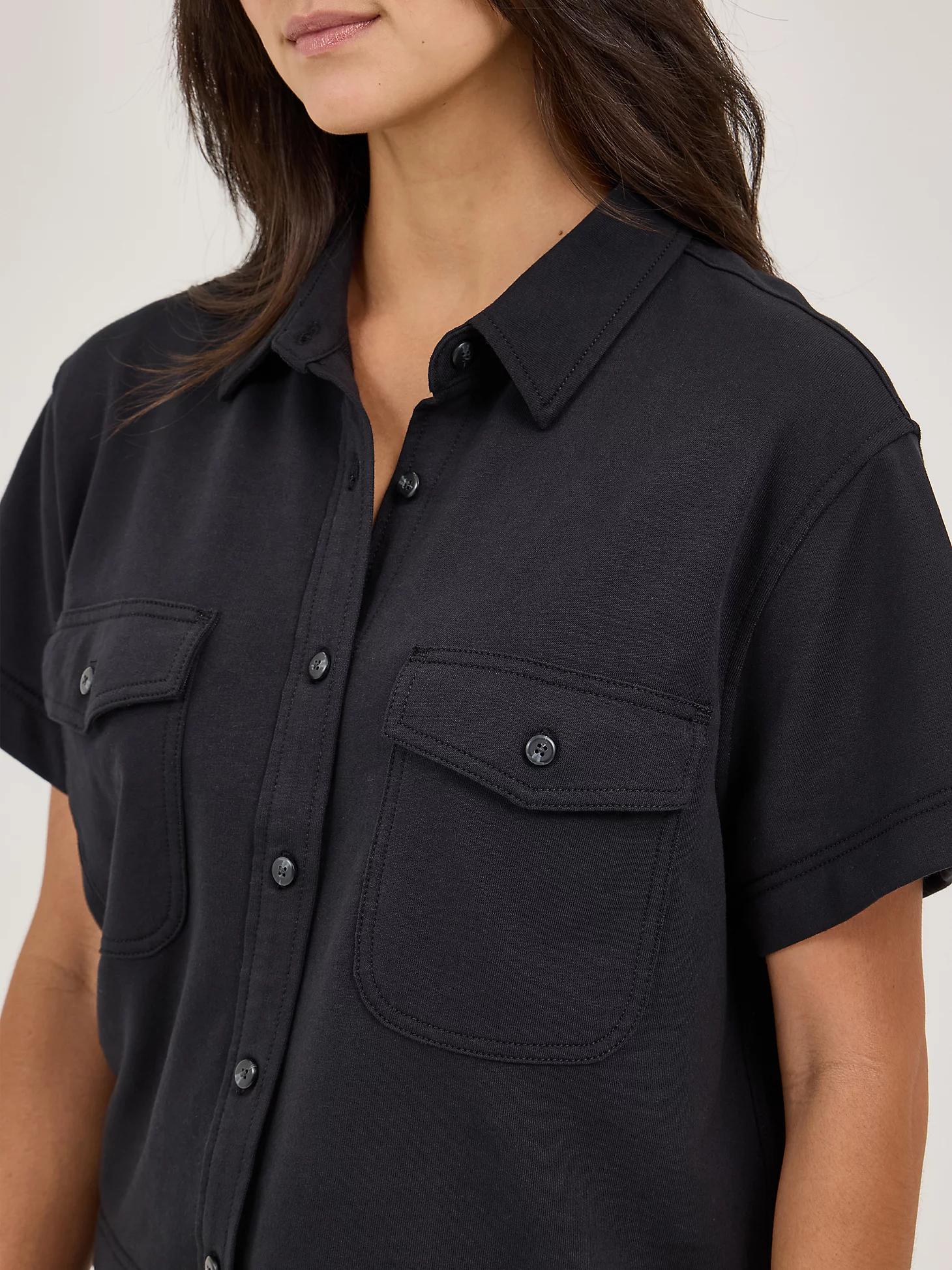 Women's Loose Crop Button Down Shirt | Women's Tops & Tees | Lee® Product Image