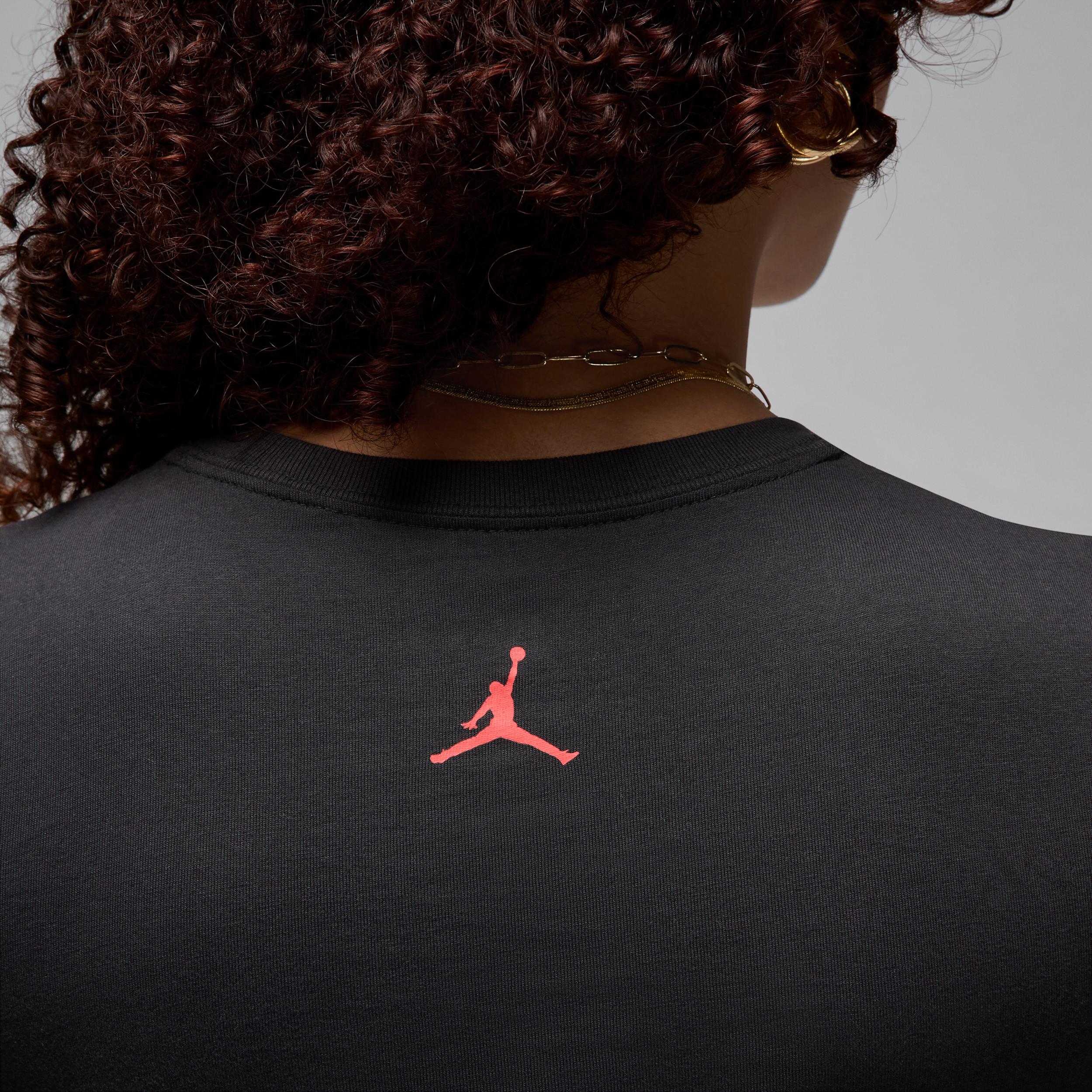 Jordan Essential Women's Slim T-Shirt Product Image