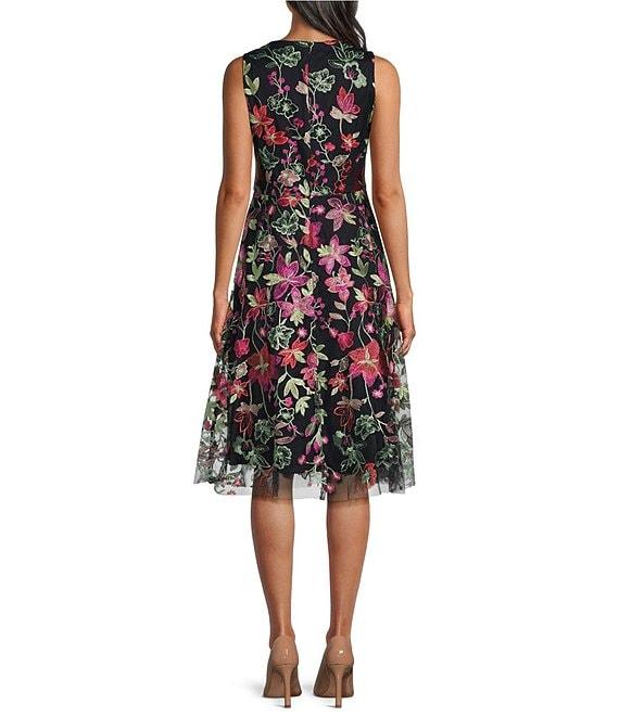 Jessica Howard Sleeveless V-Neck Floral Embroidered Dress Product Image