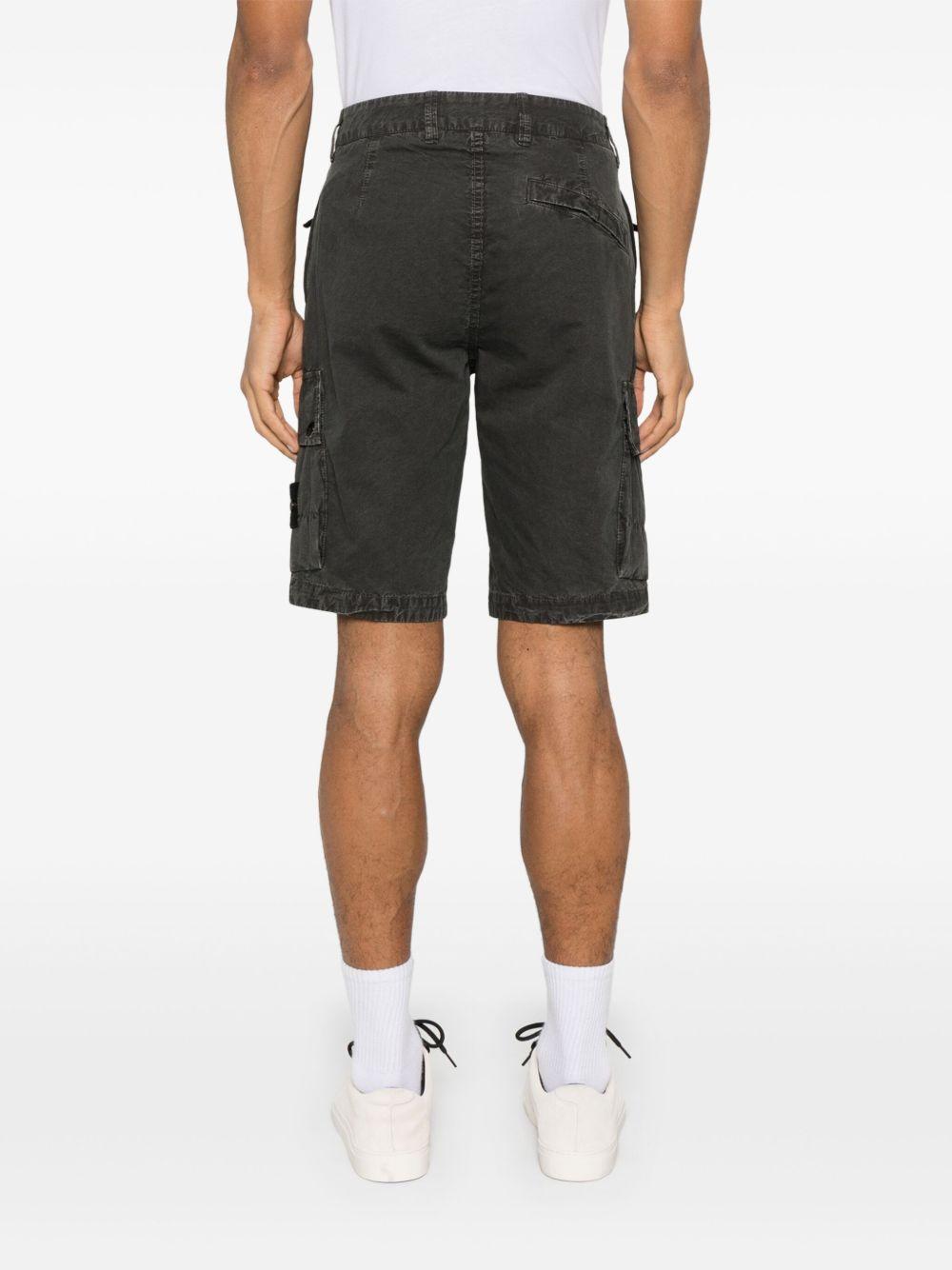 Compass-badge shorts  Product Image