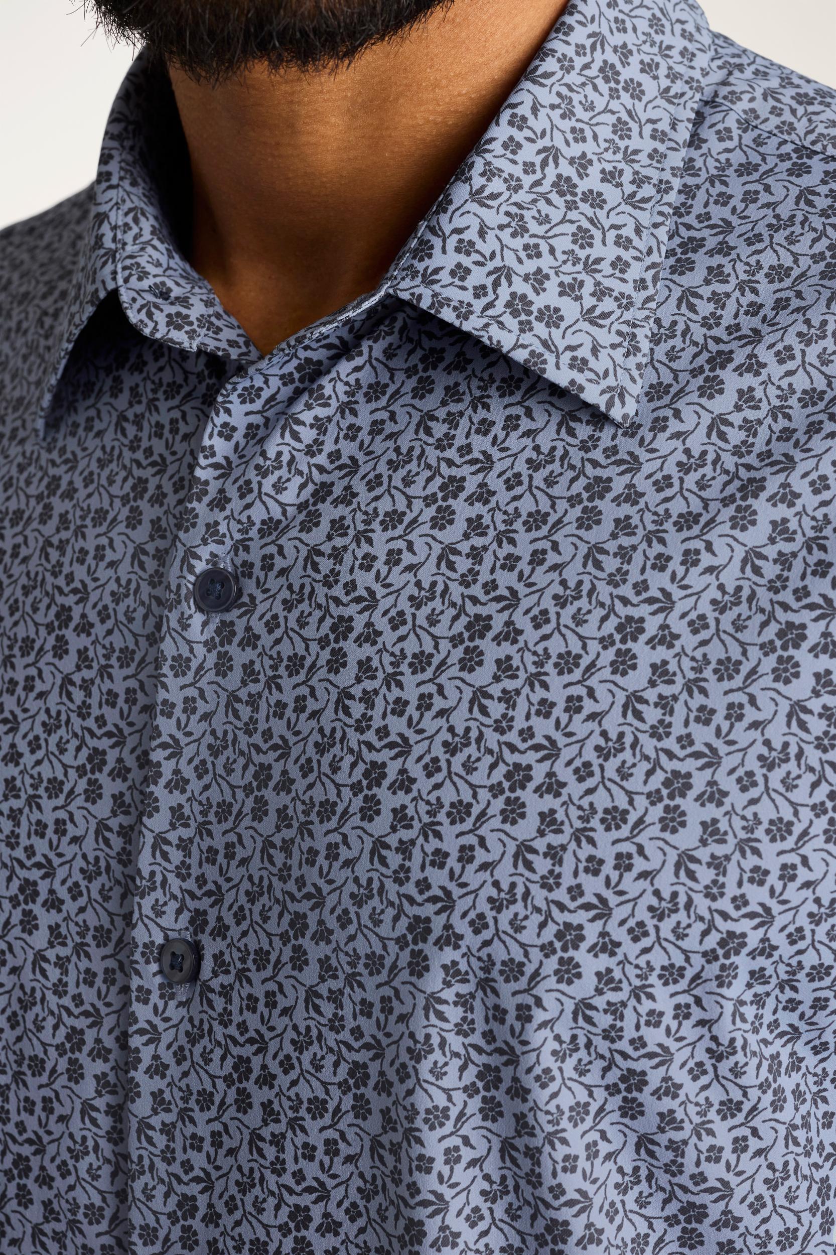 Tech Short Sleeve Shirt Product Image