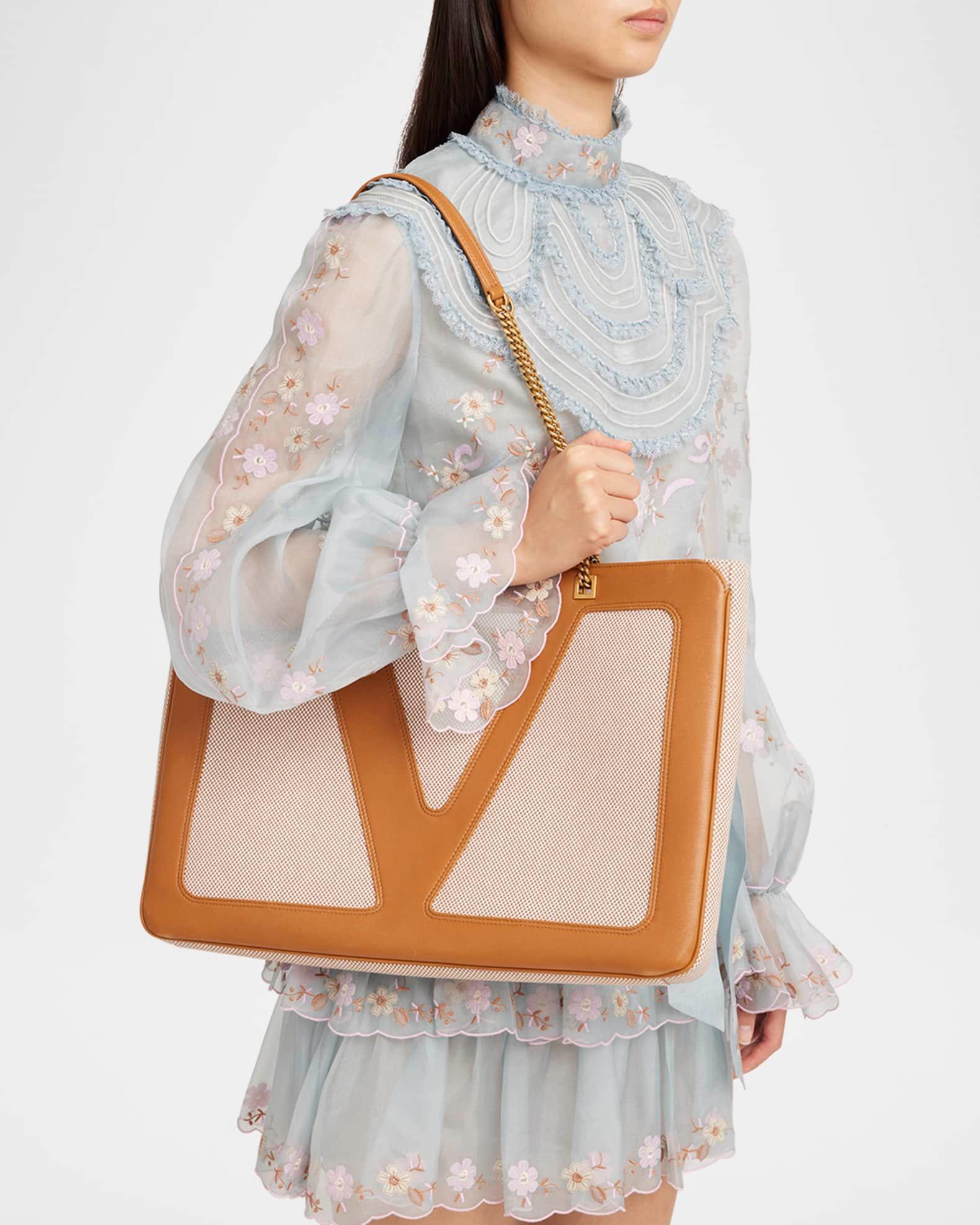 Viva Superstar Large VLOGO Canvas Tote Bag Product Image