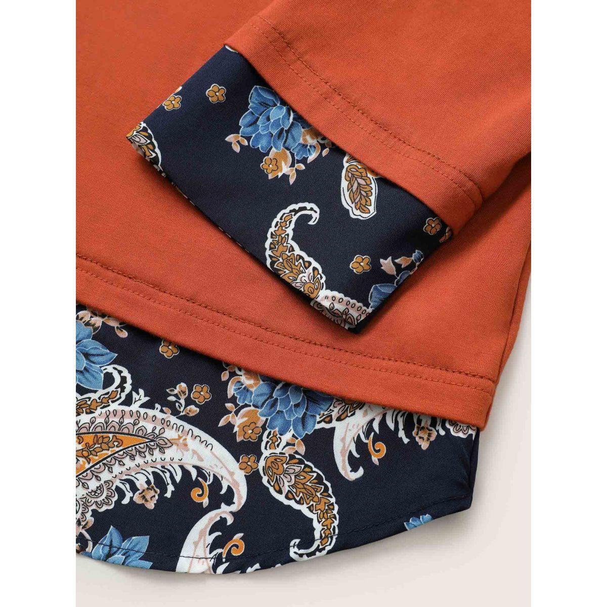 Plus Size Contrast Paisley Print Curved Hem T-shirt OrangeRed Women Casual Contrast Paisley Round Neck Everyday T-shirts BloomChic 18-20/2X Product Image