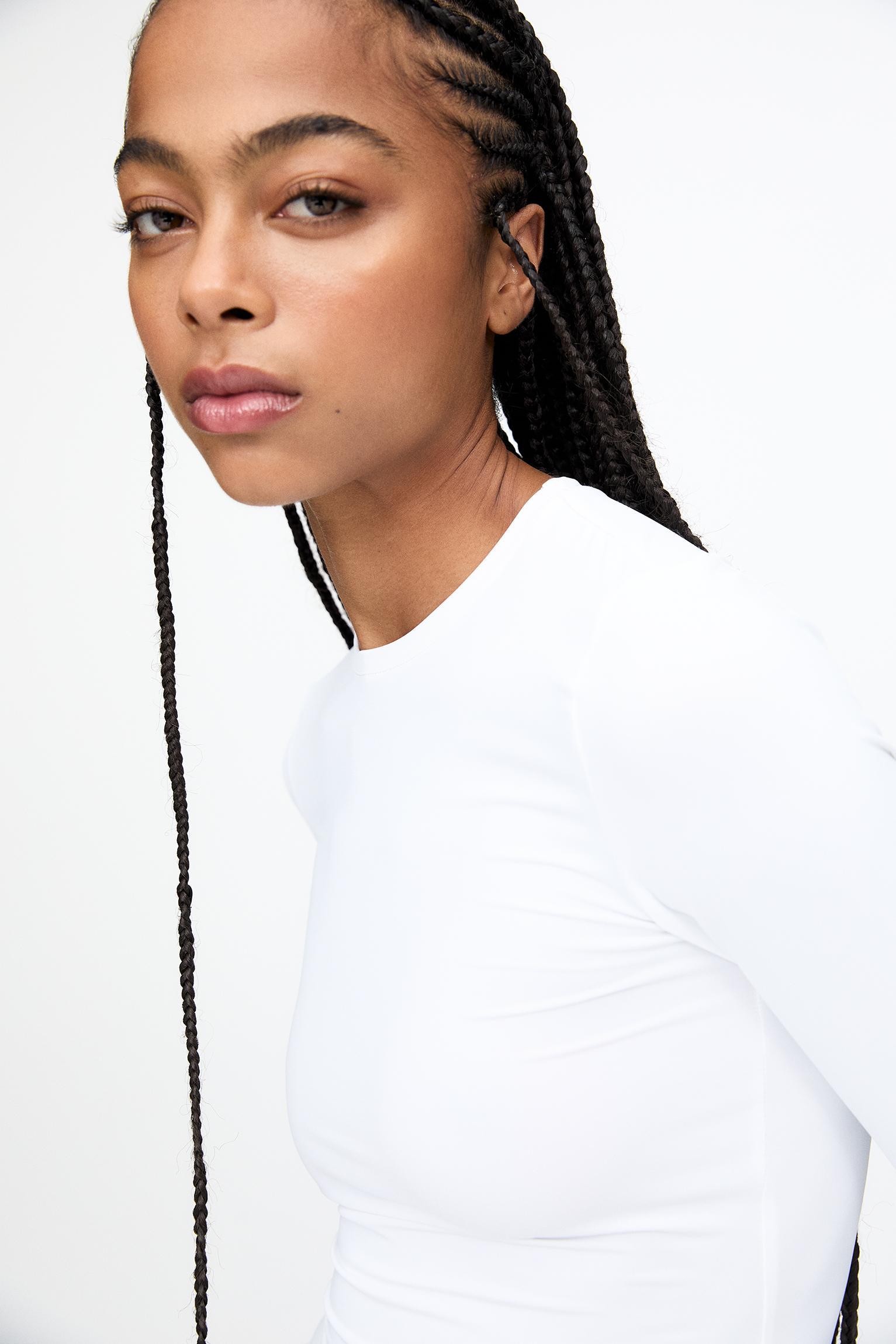 Long sleeve polyamide T-shirt Product Image