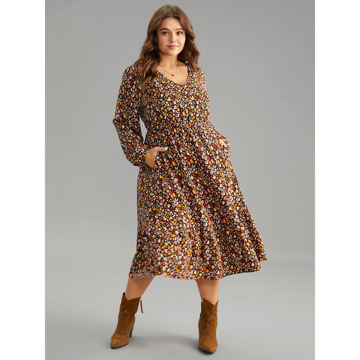 Plus Size Ditsy Floral Pocket Lantern Sleeve Ruffle Hem Dress Black Women Casual Elastic cuffs V-neck Long Sleeve Curvy Midi Dress BloomChic 12/L Product Image