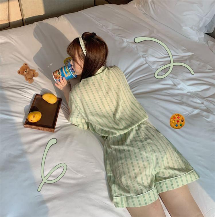 Pajama Set: Striped Short-Sleeve Blouse + Shorts Product Image