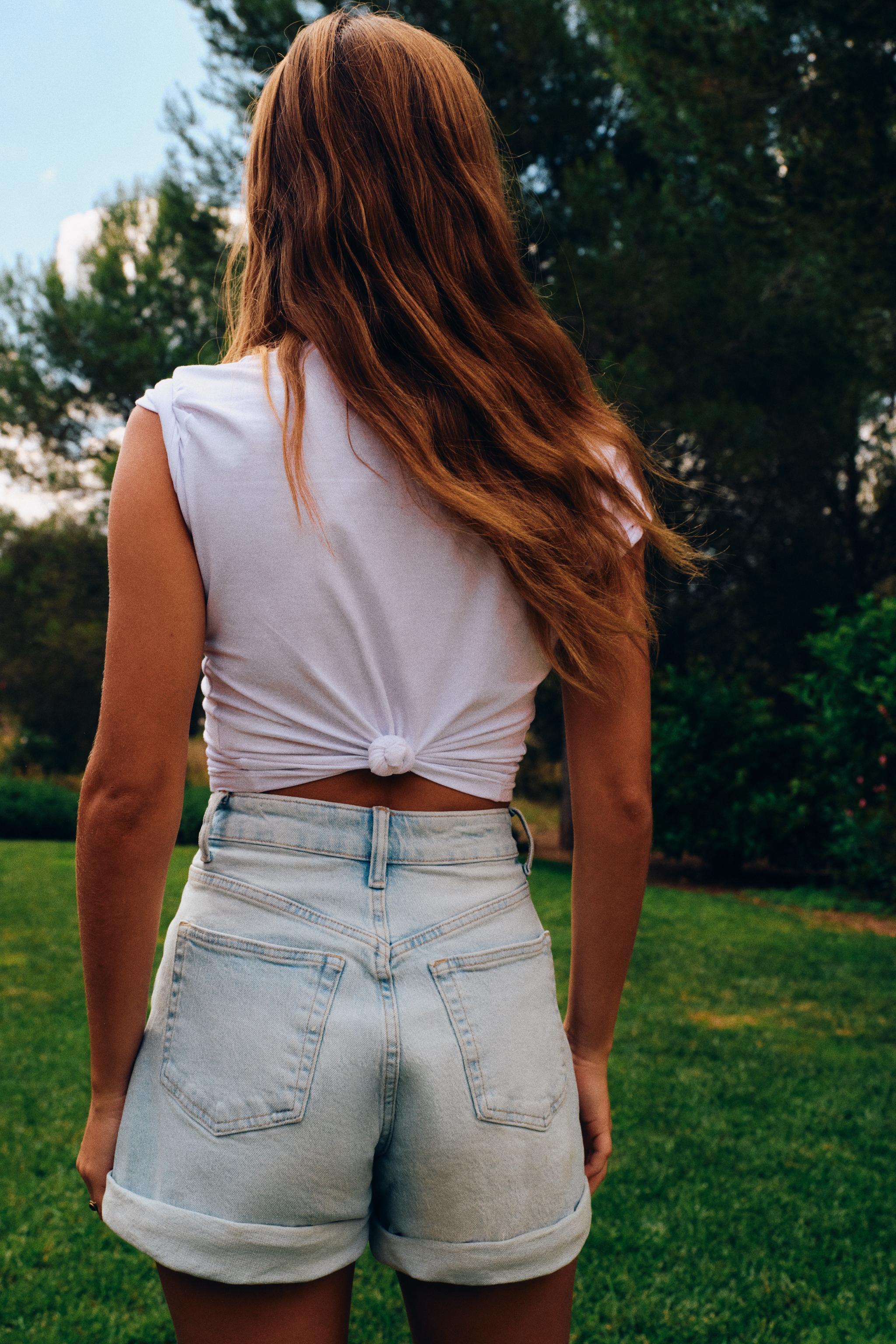 CROPPED STRETCH T-SHIRT Product Image