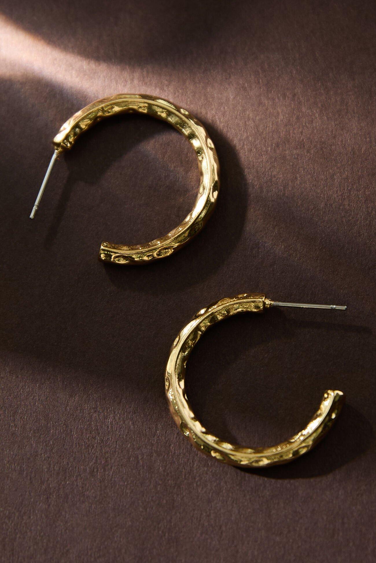 18K Gold Textured Hoops Product Image