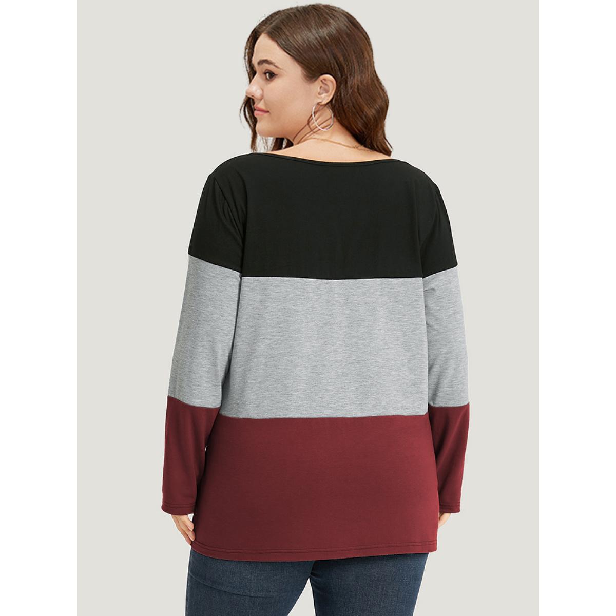 Plus Size Colorblock Contrast Notched Long Sleeve T-shirt Red Women Casual Contrast Plain Notched collar Dailywear T-shirts BloomChic 26/4X Product Image