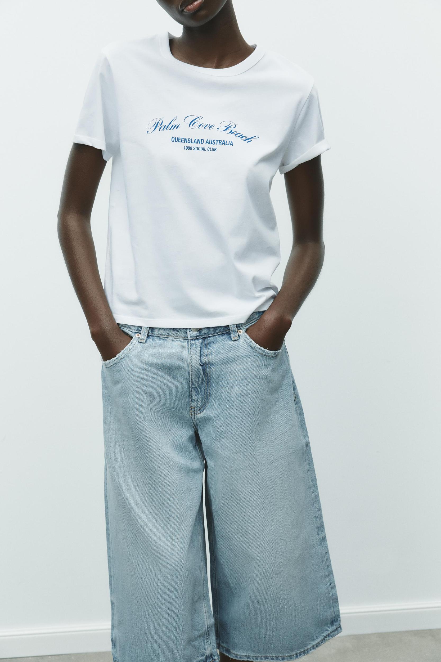 TEXT T-SHIRT Product Image