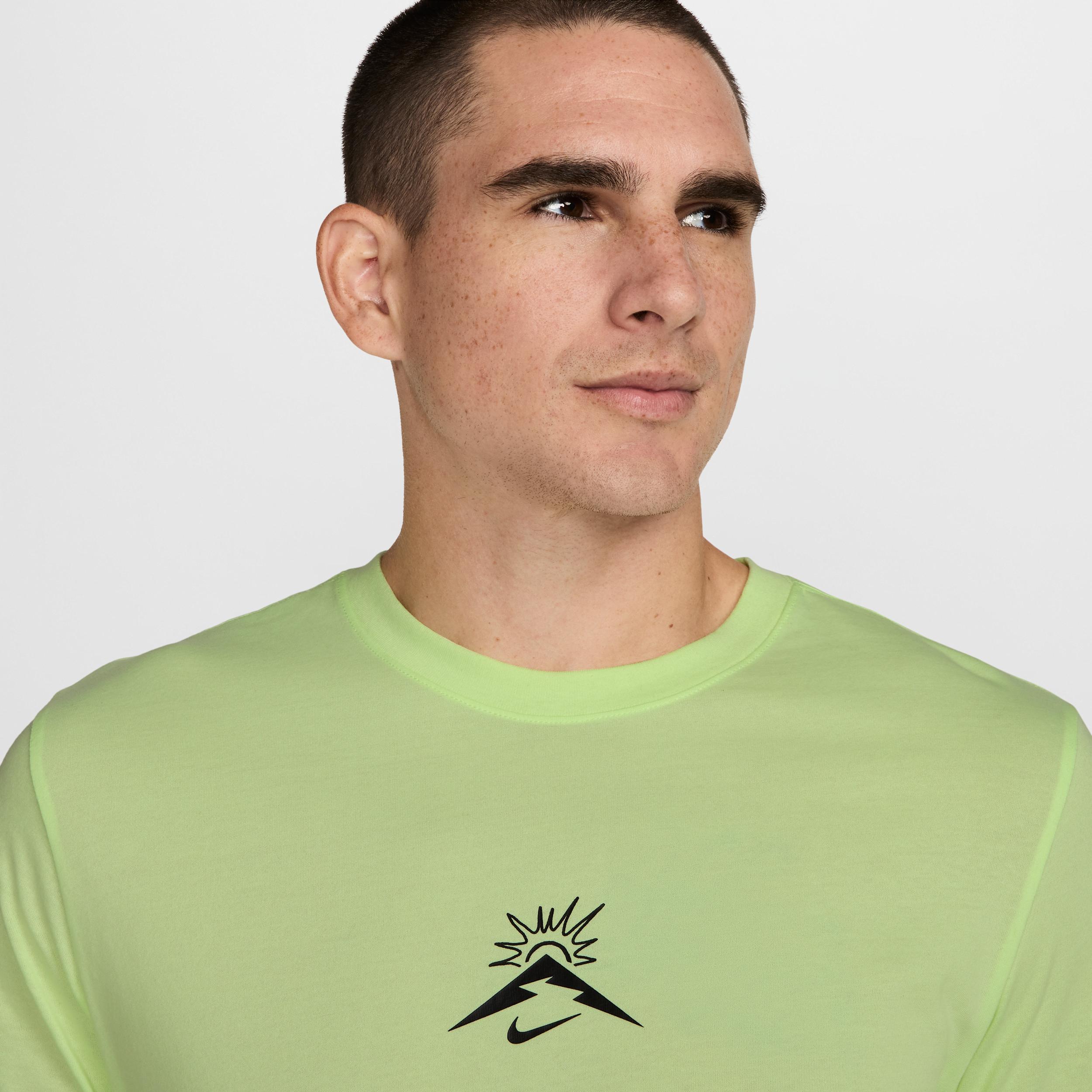 Nike Trail Men's Dri-FIT Long-Sleeve Running T-Shirt Product Image