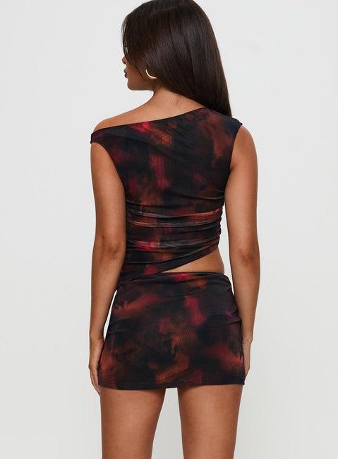 Maribella Set Black / Red Product Image