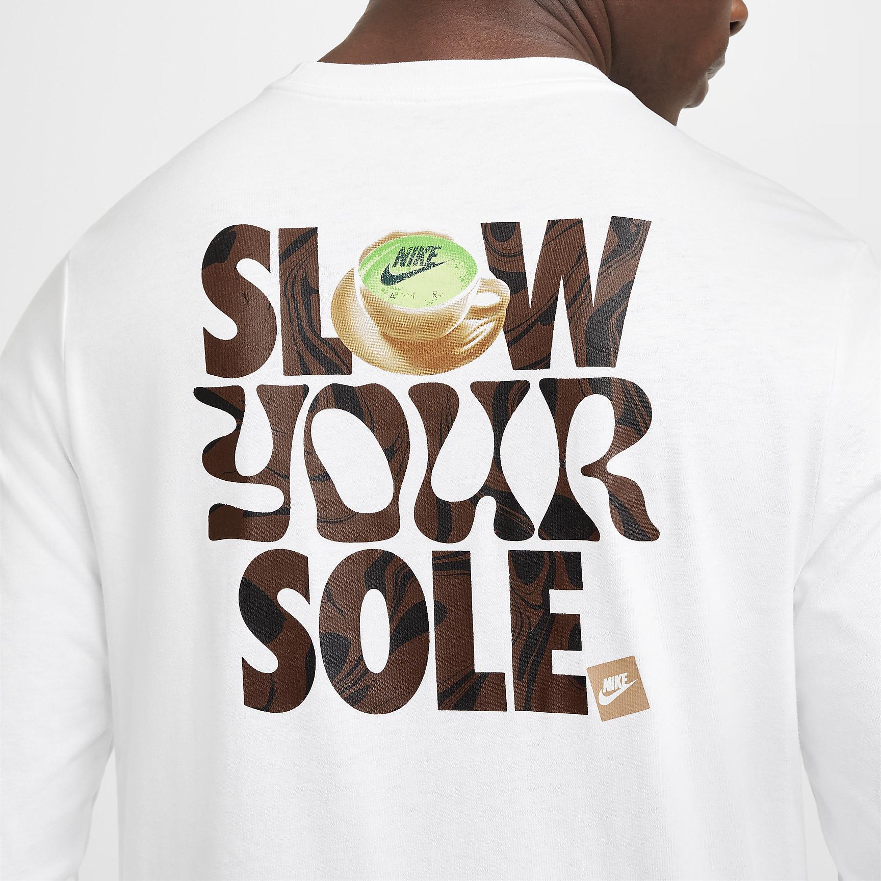 Nike Sportswear Club Long-Sleeve T-Shirt Product Image