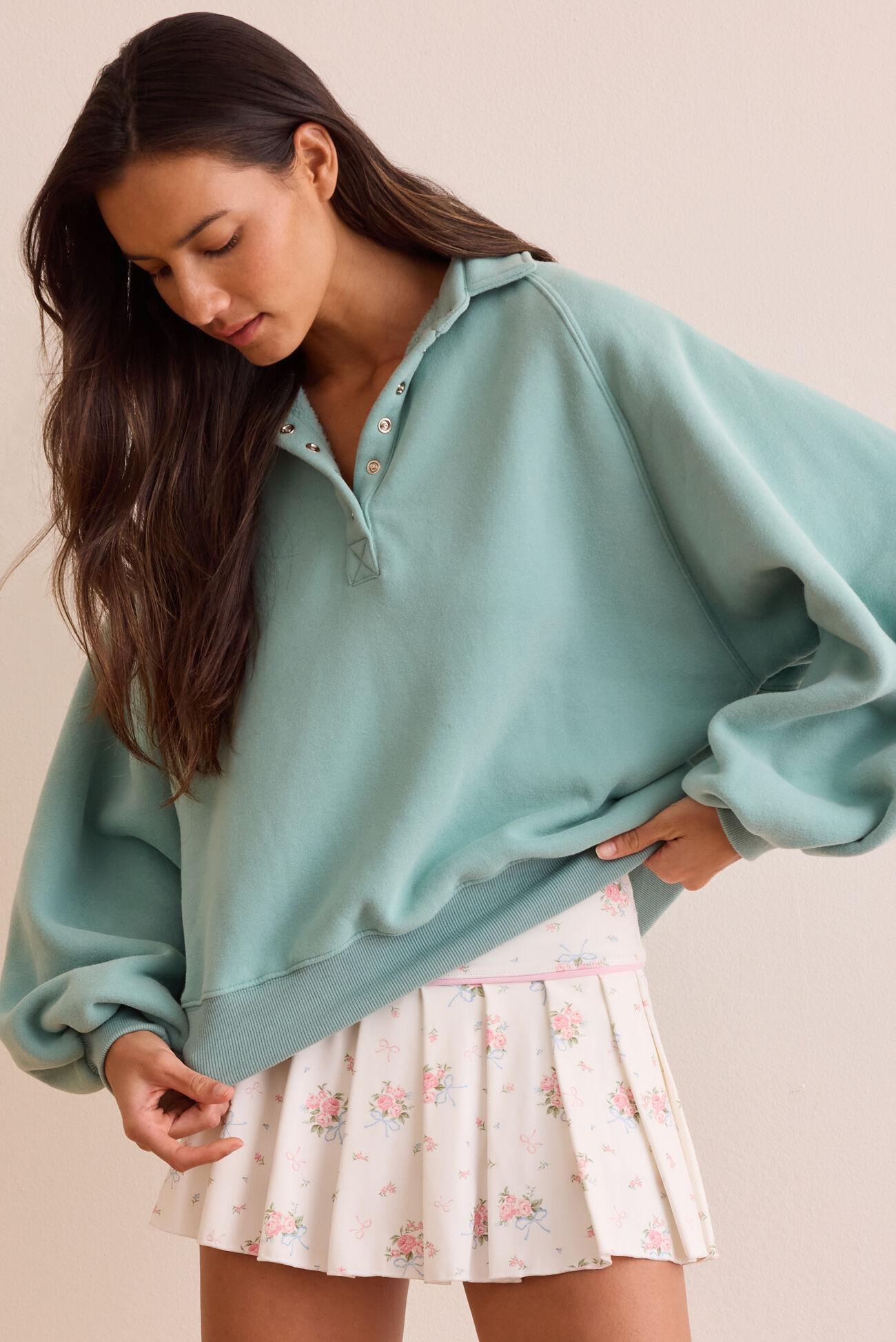 Peak Balloon Sleeve Pullover Product Image