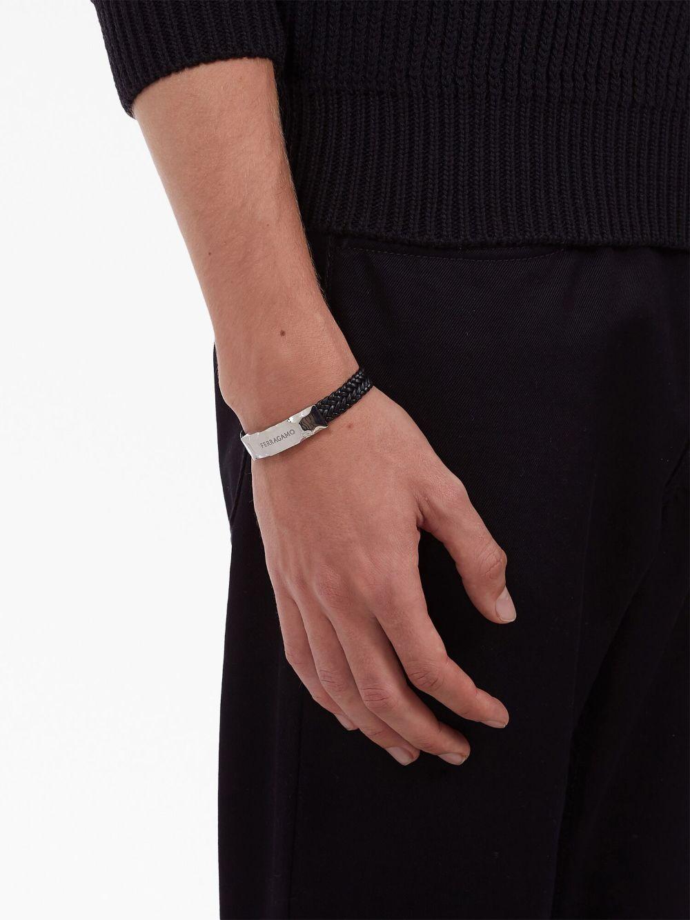 logo-engraved leather bracelet  Product Image