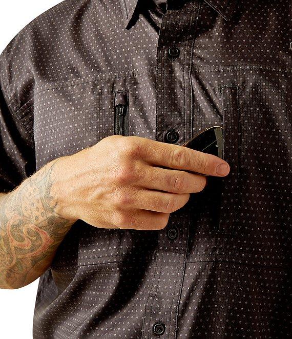 Ariat VentTEK Classic Fit Printed Short Sleeve Woven Shirt Product Image
