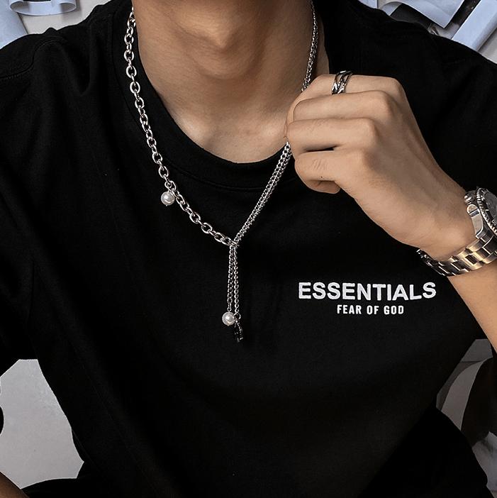 PENDANT HALF PEARL CHAIN NECKLACE Product Image