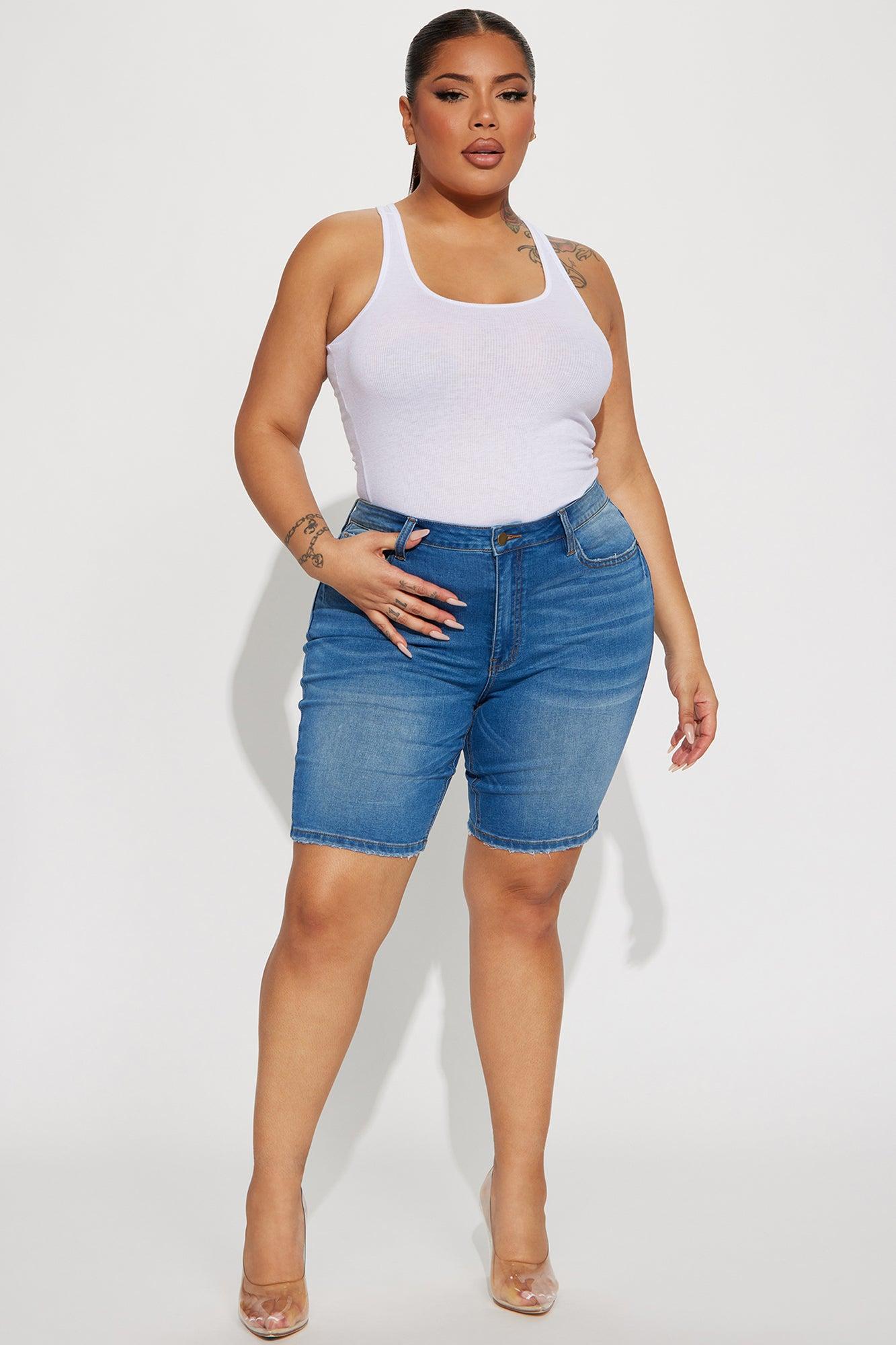 On The List Deluxe Stretch Bermuda Shorts - Medium Wash Product Image