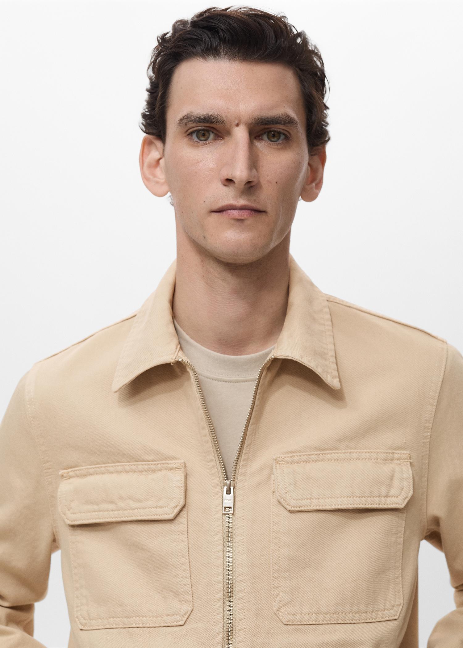 Denim jacket pockets - Men | MANGO USA Product Image