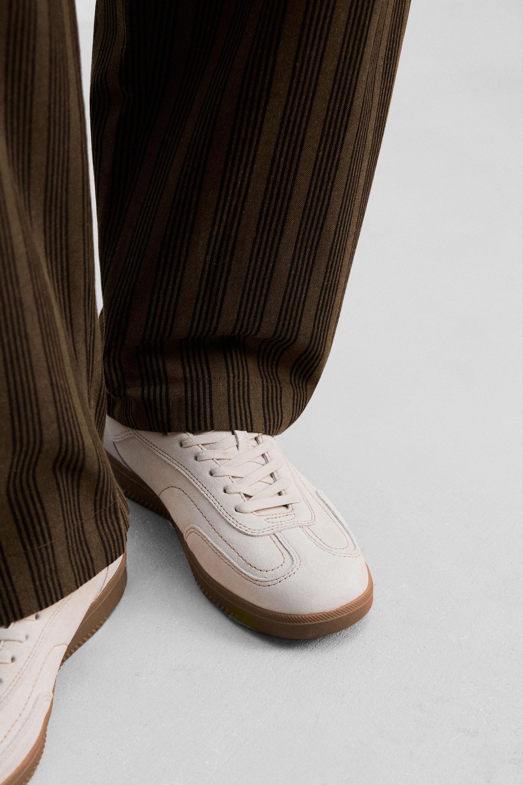 LEATHER CONTRAST SOLE SNEAKERS Product Image