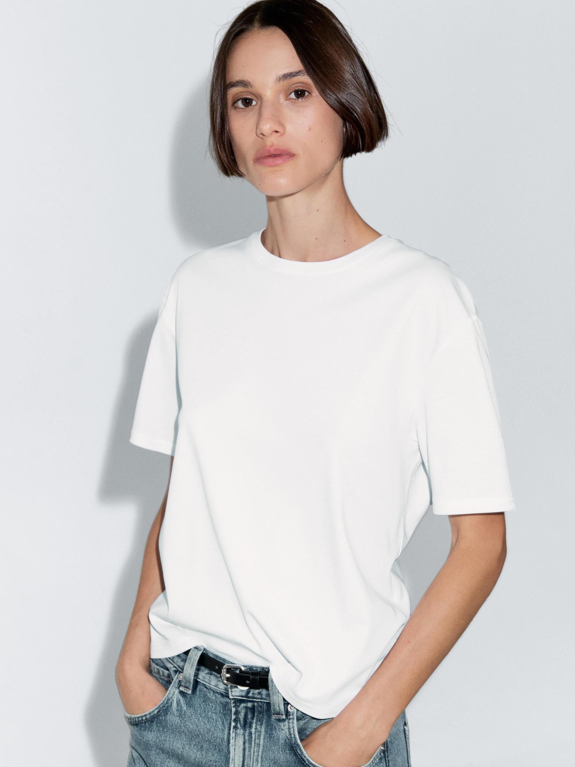 Short-sleeve T-shirt with back seam detail Product Image