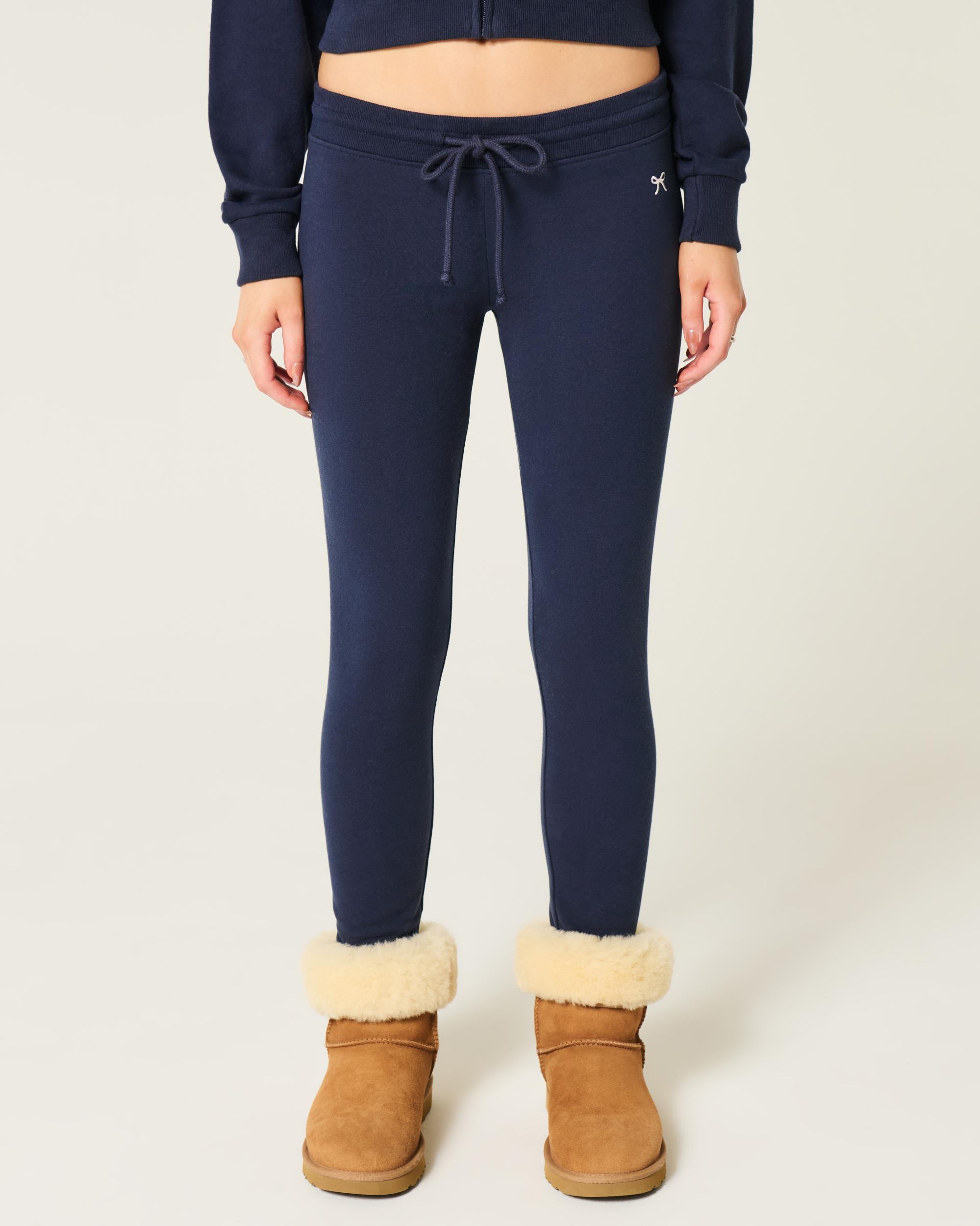 Bow Graphic Fleece Leggings Product Image