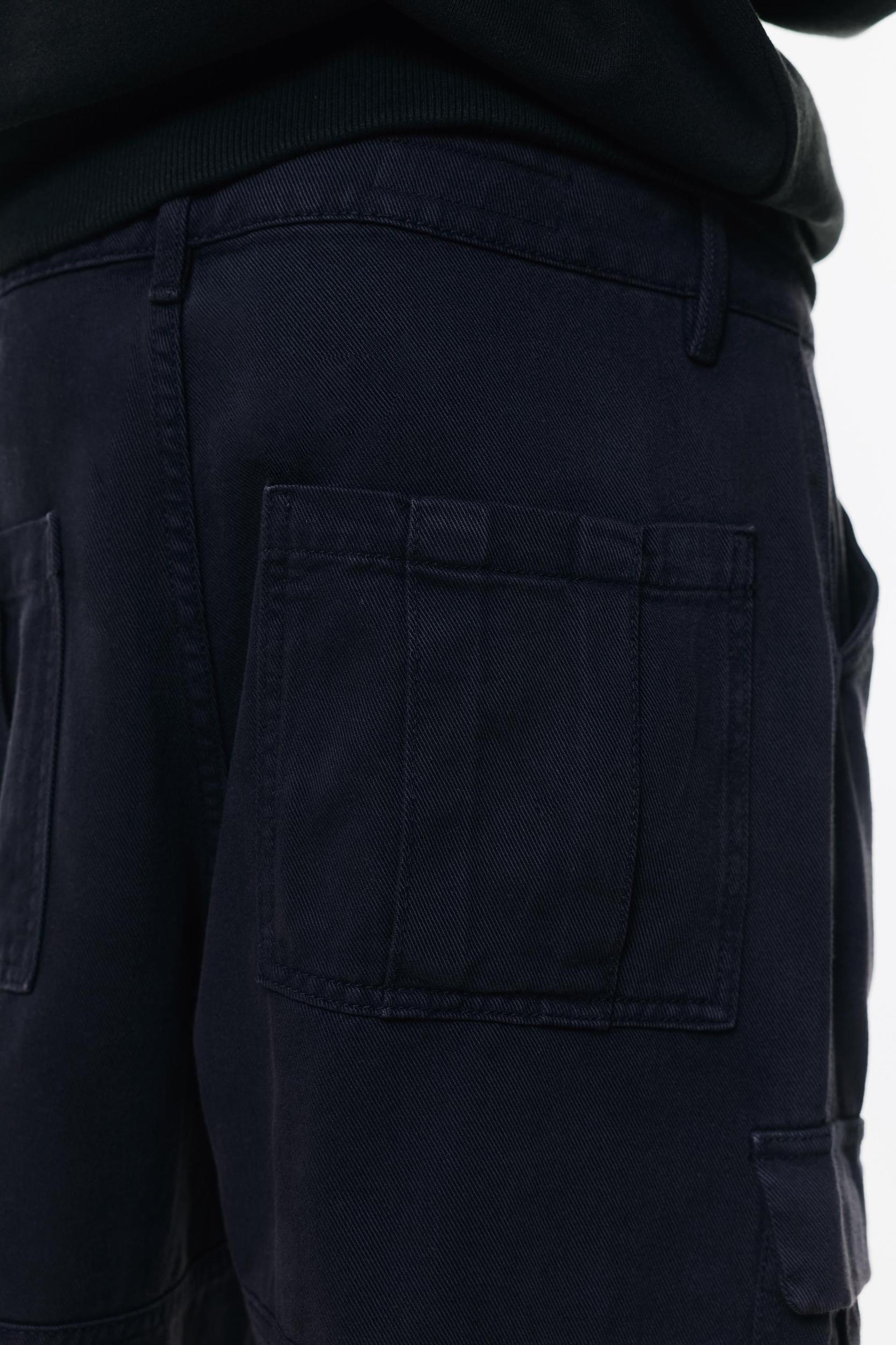 Baggy cargo trousers Product Image